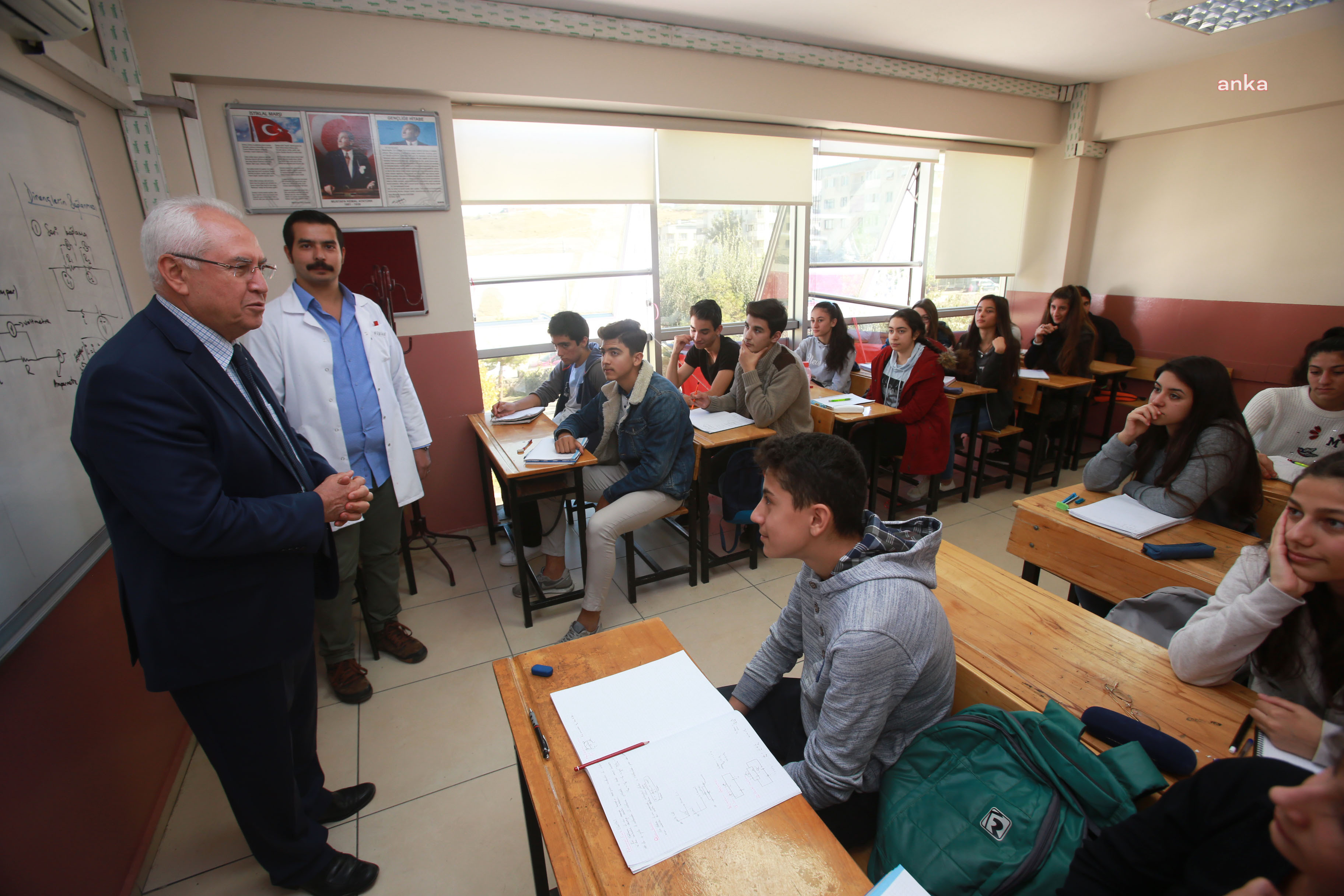 KARABAĞLAR BELEDİYESİ SOSYAL ETKİNLİK MERKEZİ’NDEN YKS’DE 84’LÜK BAŞARI ORANI