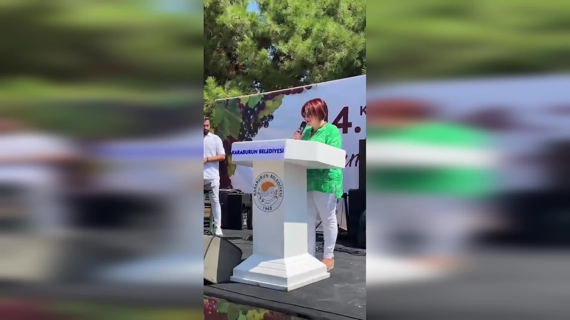“14. KARABURUN KÖSEDERE ÜZÜM ŞENLİĞİ” BİNLERCE KİŞİYİ AĞIRLADI