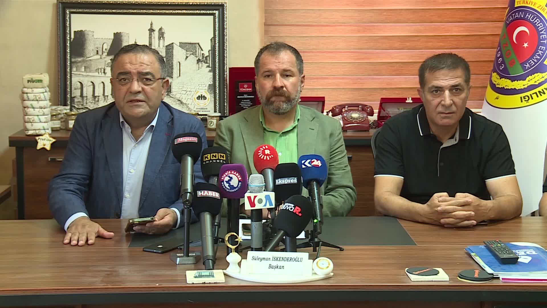 SEZGİN TANRIKULU'NDAN MISIR ALIM FİYATINA TEPKİ: "ÇİFTÇİLERLE DALGA GEÇİYORLAR"