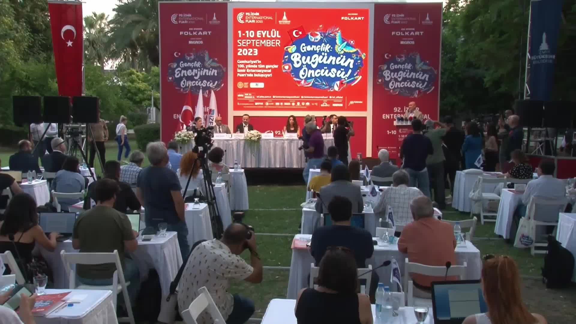 İZMİR ENTERNASYONAL FUARI 92. KEZ KAPILARINI AÇACAK… TUNÇ SOYER: “HEYECANLIYIZ VE 92. KEZ KAPILARINI AÇTIĞINDA FUARIMIZ TÜRKİYE’YE UMUT OLSUN, ÖZELLİKLE GENÇLERİMİZE UMUT VERELİM İSTİYORUZ”