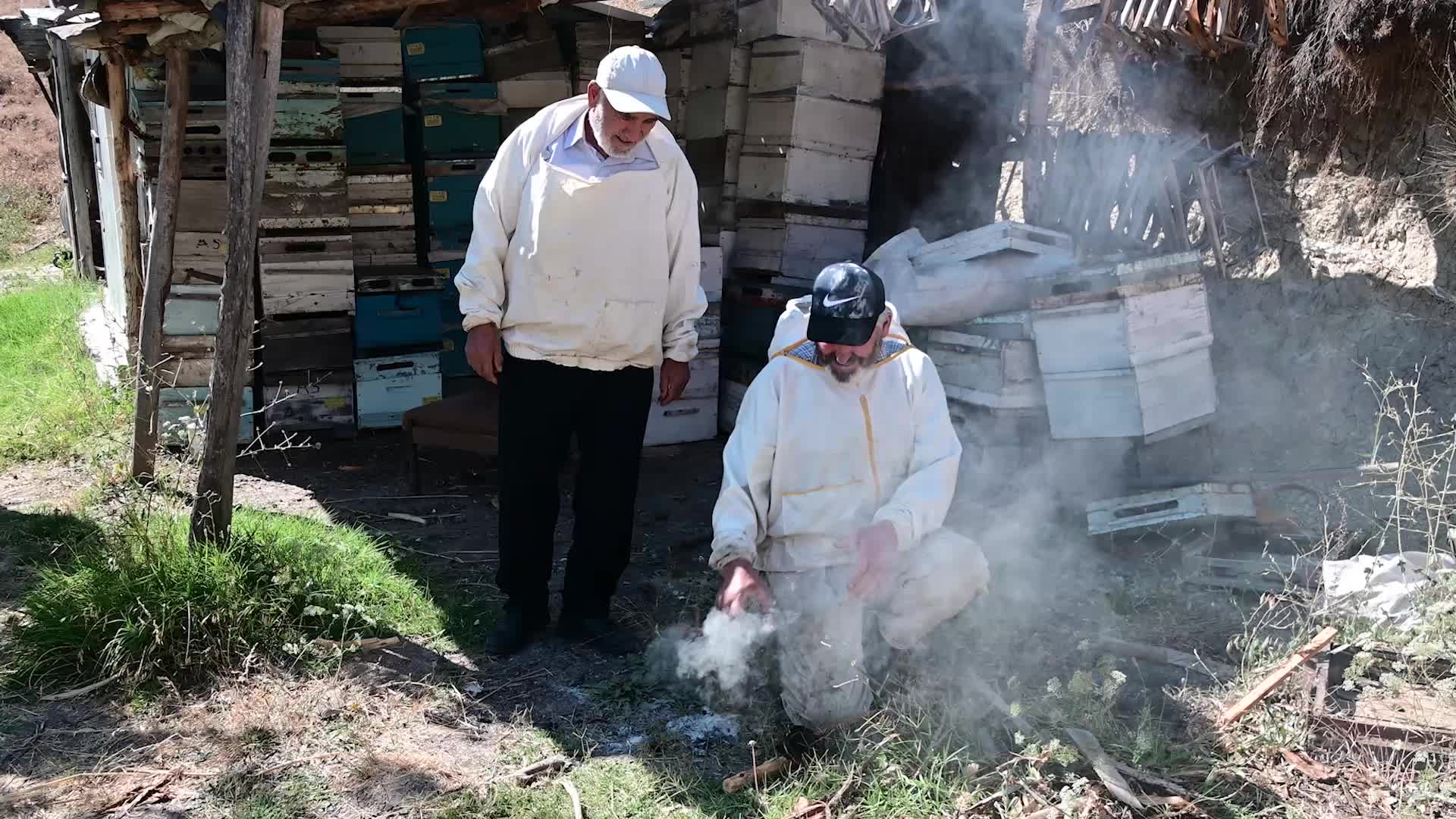 YOZGAT’TA YAĞIŞLAR VE ARTAN MALİYETLER ARICILARI ZOR DURUMDA BIRAKTI