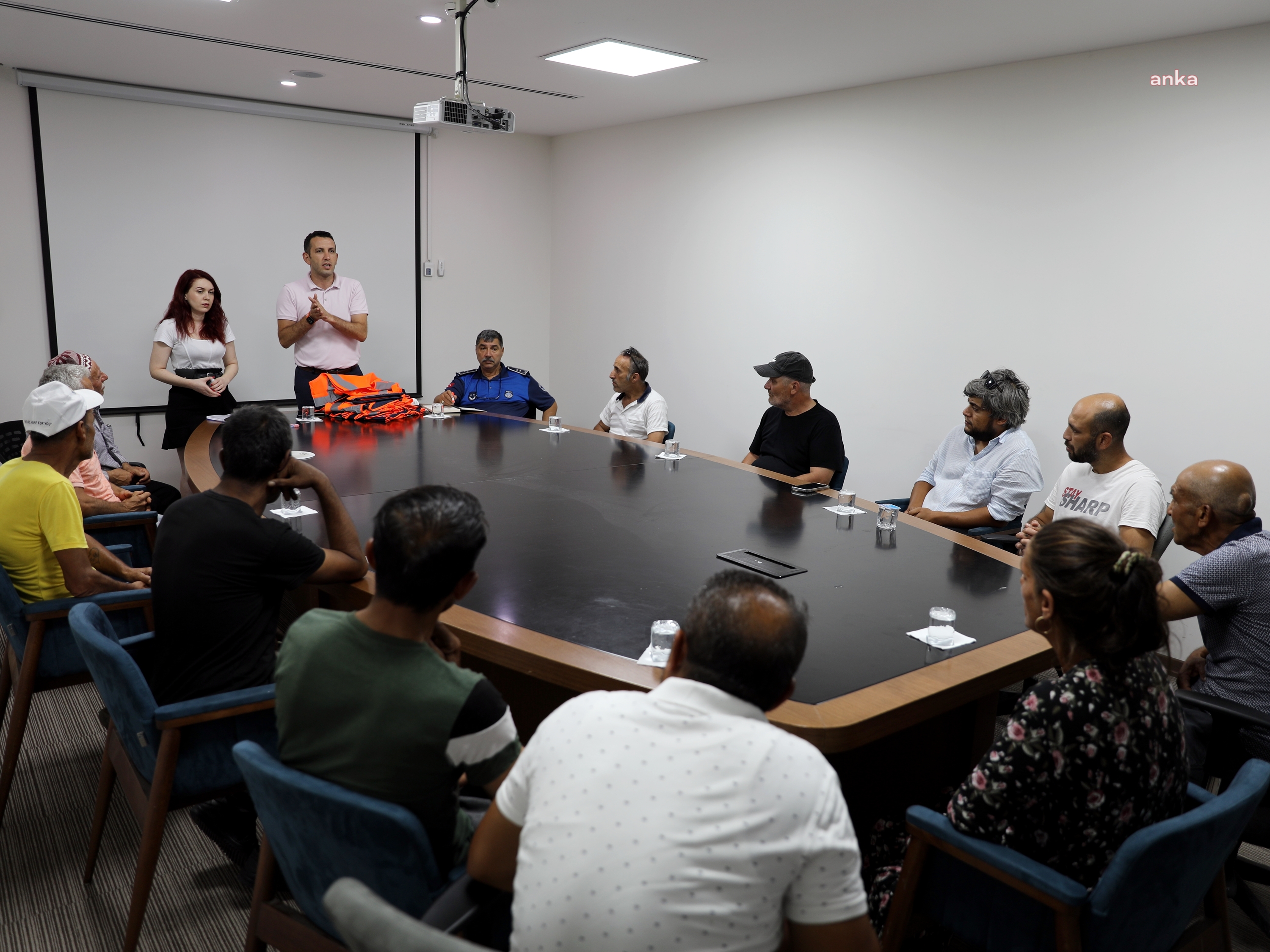 ÇERKEZKÖY BELEDİYESİ, SOKAK TOPLAYICILARINI STATÜYE KAVUŞTURDU
