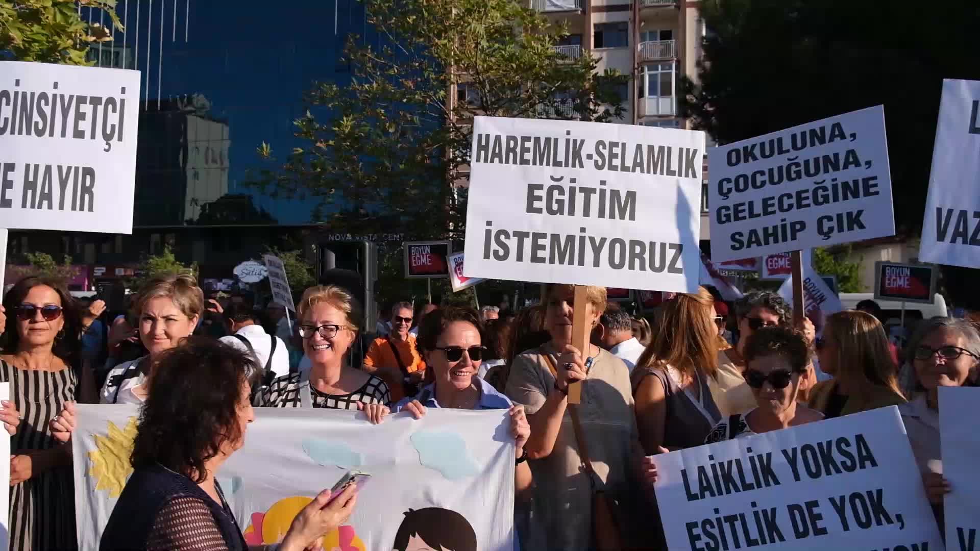 LAİK VE BİLİMSEL EĞİTİM PLATFORMU, ESKİŞEHİR’DE… ÇYDD GENEL BAŞKANI YÜKSEL: “ÇEDES PROTOKOLÜ, LAİKLİK İLKESİNİN AÇIK BİR İHLALİDİR”