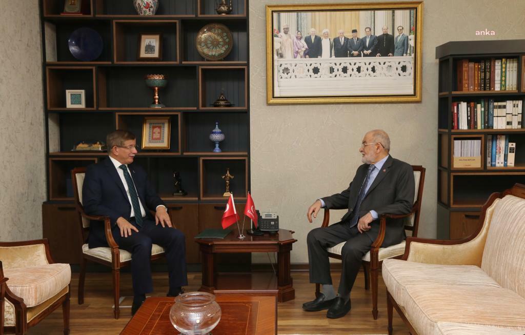 DAVUTOĞLU, KARAMOLLAOĞLU’NU ZİYARET ETTİ