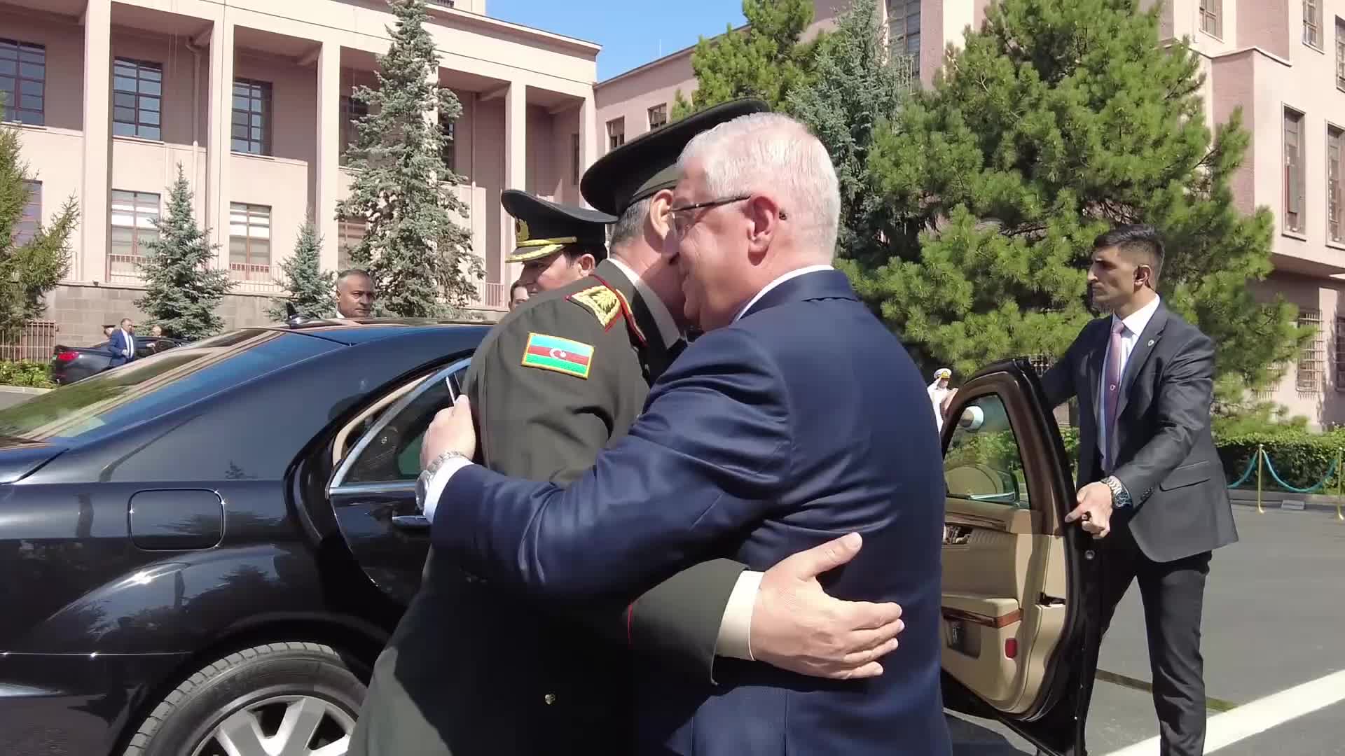 YAŞAR GÜLER, AZERBAYCAN SAVUNMA BAKANI ORGENERAL ZAKİR HASANOV İLE ANKARA'DA GÖRÜŞTÜ