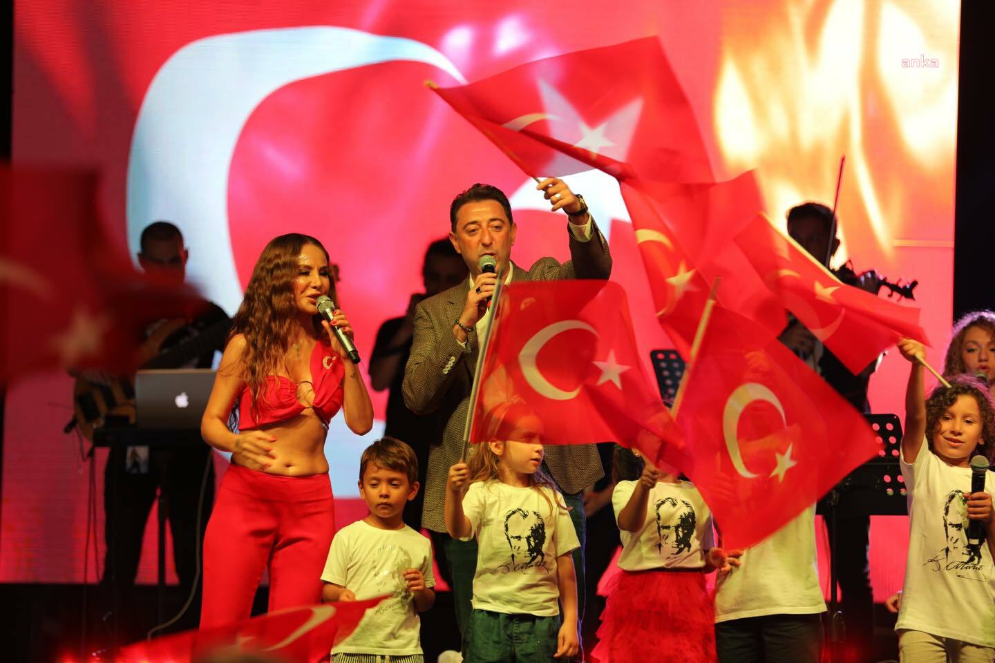 BANDIRMA'DA BÜYÜK ZAFERE COŞKULU KUTLAMA