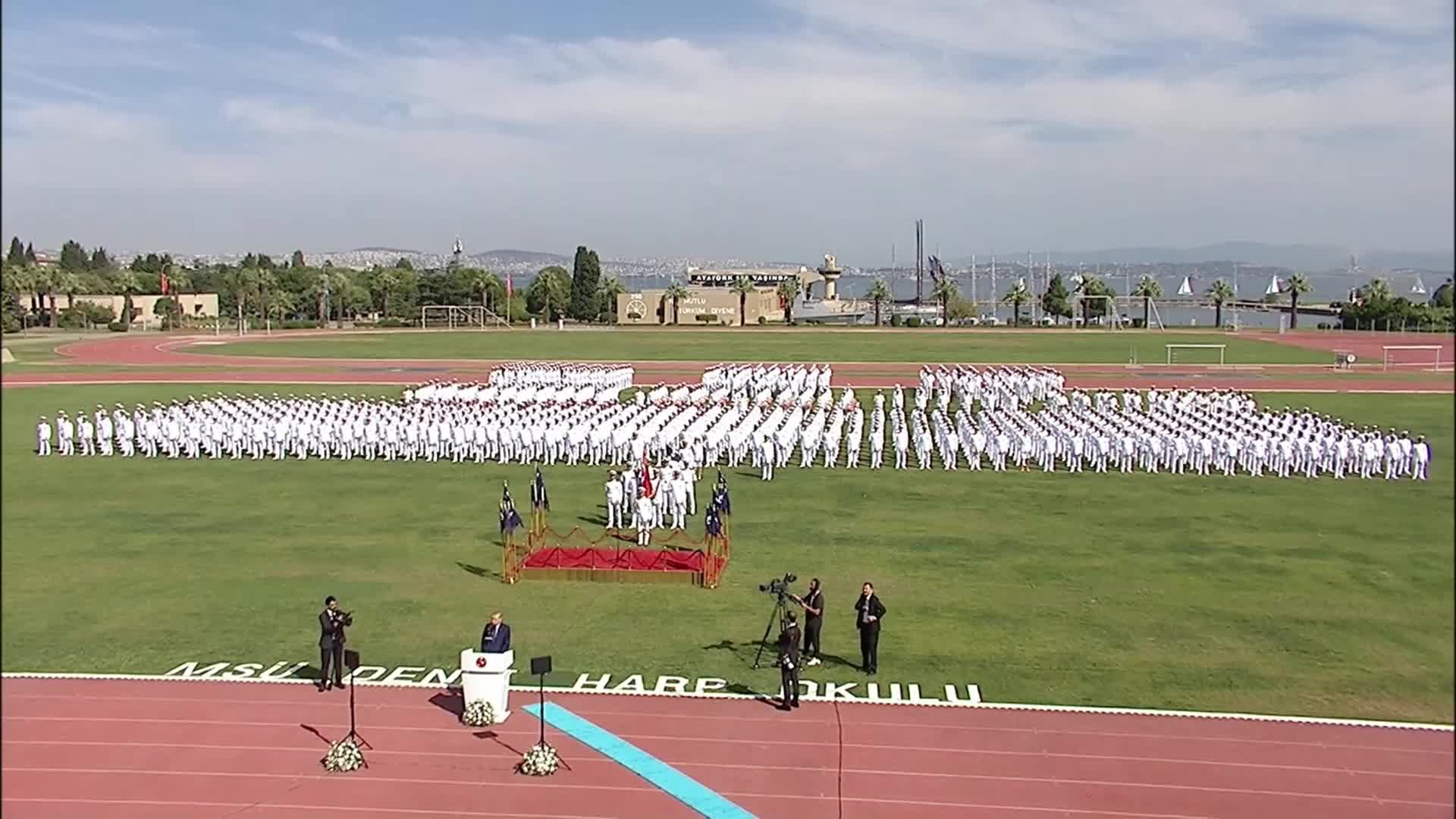 ERDOĞAN: "85 MİLYON OLARAK BÜYÜK BİR KUCAKLAŞMAYI GERÇEKLEŞTİRELİM İSTİYORUM. AYRILIKLARIMIZI DERİNLEŞTİRMEK YERİNE, MÜŞTEREKLERİMİZİ ÇOĞALTABİLMELİYİZ"