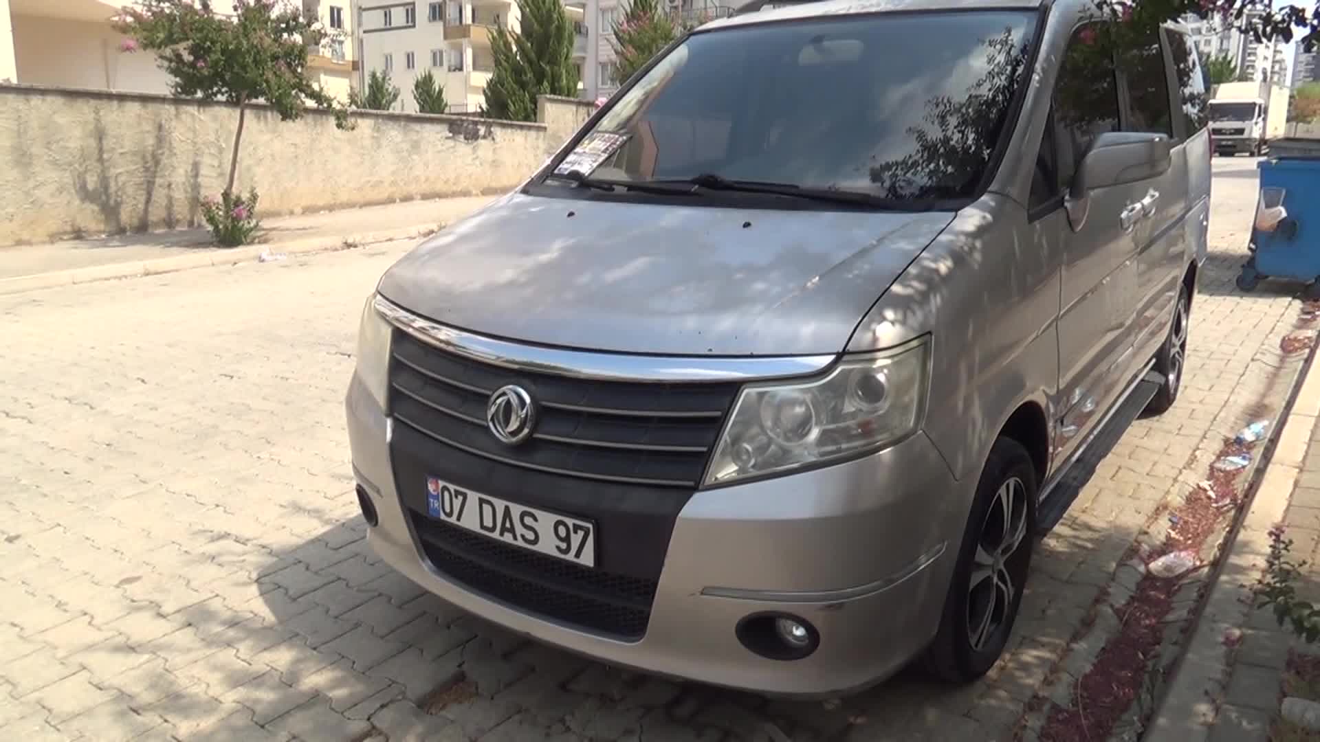 KADİRLİLİ DEPREMZEDE: "SIRF PLAKAMIZ 07 DİYE BİZE EK MOTORLU TAŞITLAR VERGİSİ ÇIKTI"