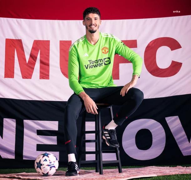 MİLLİ KALECİ ALTAY BAYINDIR, MANCHESTER UNİTED’A TRANSFER OLDU