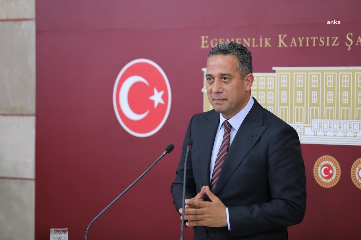 ALİ MAHİR BAŞARIR’DAN YENİ ADLİ YIL MESAJI: “ANAYASA MAHKEMESİ İÇTİHATLARININ YOK SAYILARAK MİLLETVEKİLİ CAN ATALAY’IN TUTUKLU OLDUĞU BİR ÜLKEDE HUKUKTAN BAHSEDİLEMEZ”