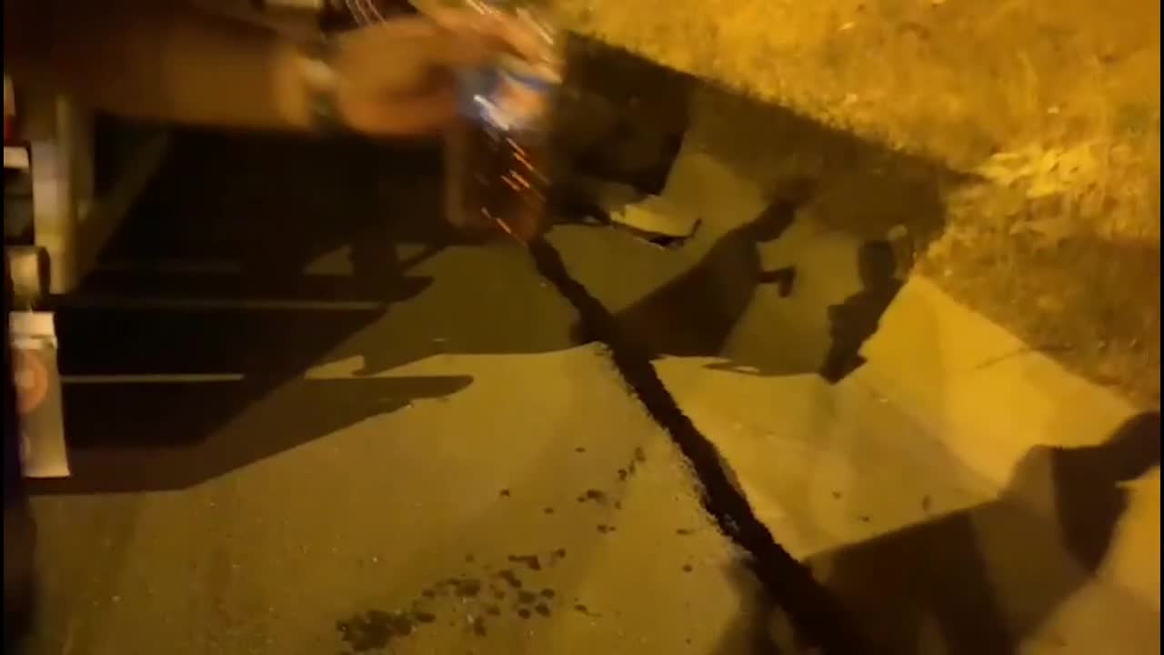 İSTANBUL’DA 243 TON KAÇAK AKARYAKIT ELE GEÇİRİLDİ