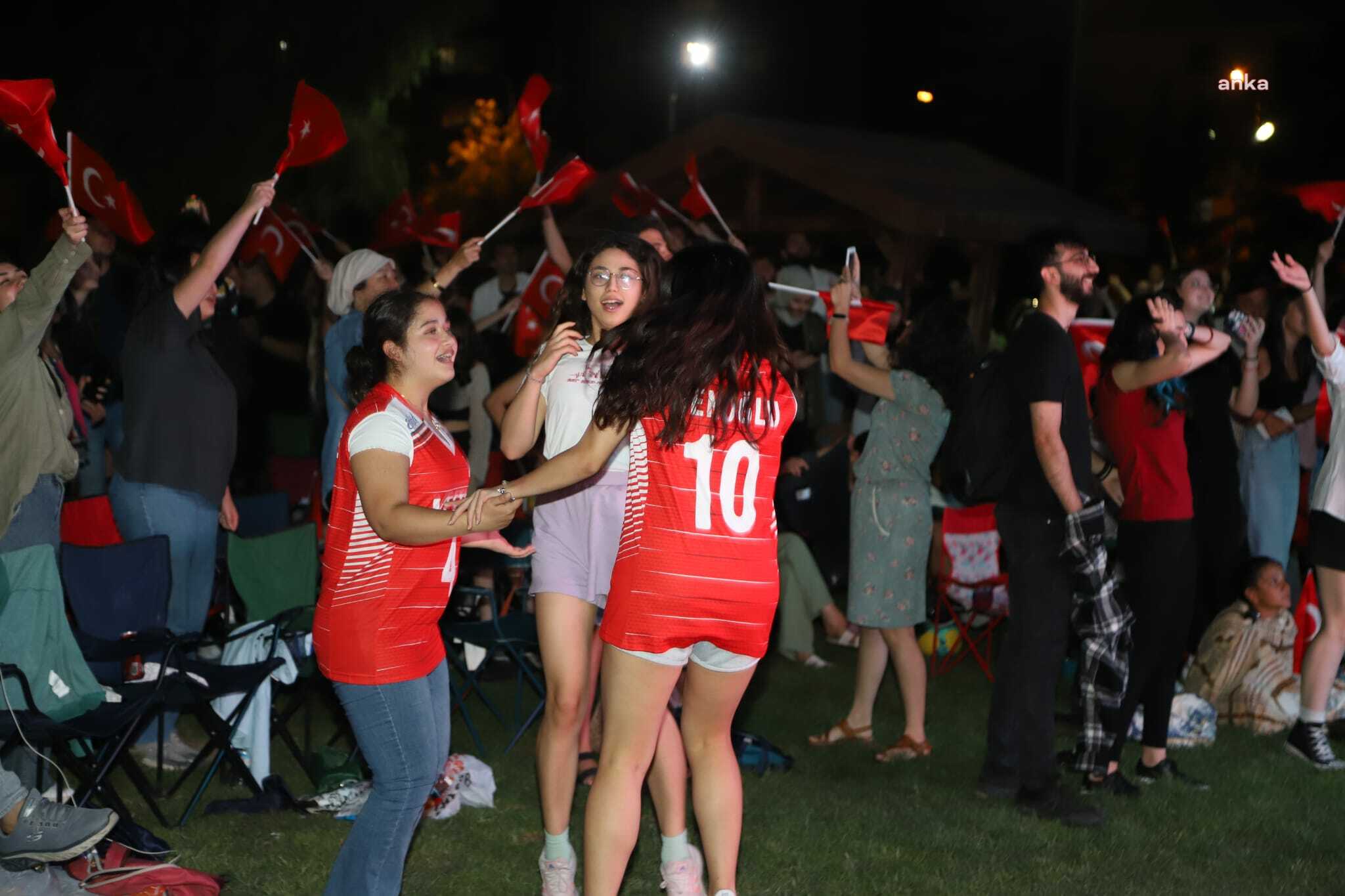 ESKİŞEHİR’DE FİNAL COŞKUSU