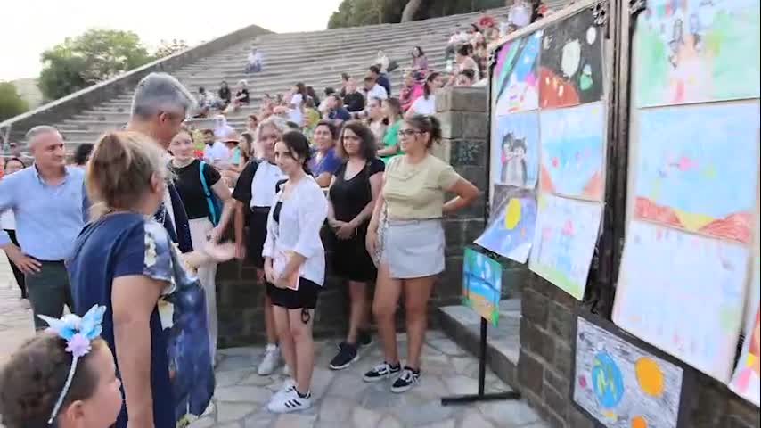 MARMARİS BELEDİYESİ YAZ OKULLARINA EĞLENCELİ KAPANIŞ