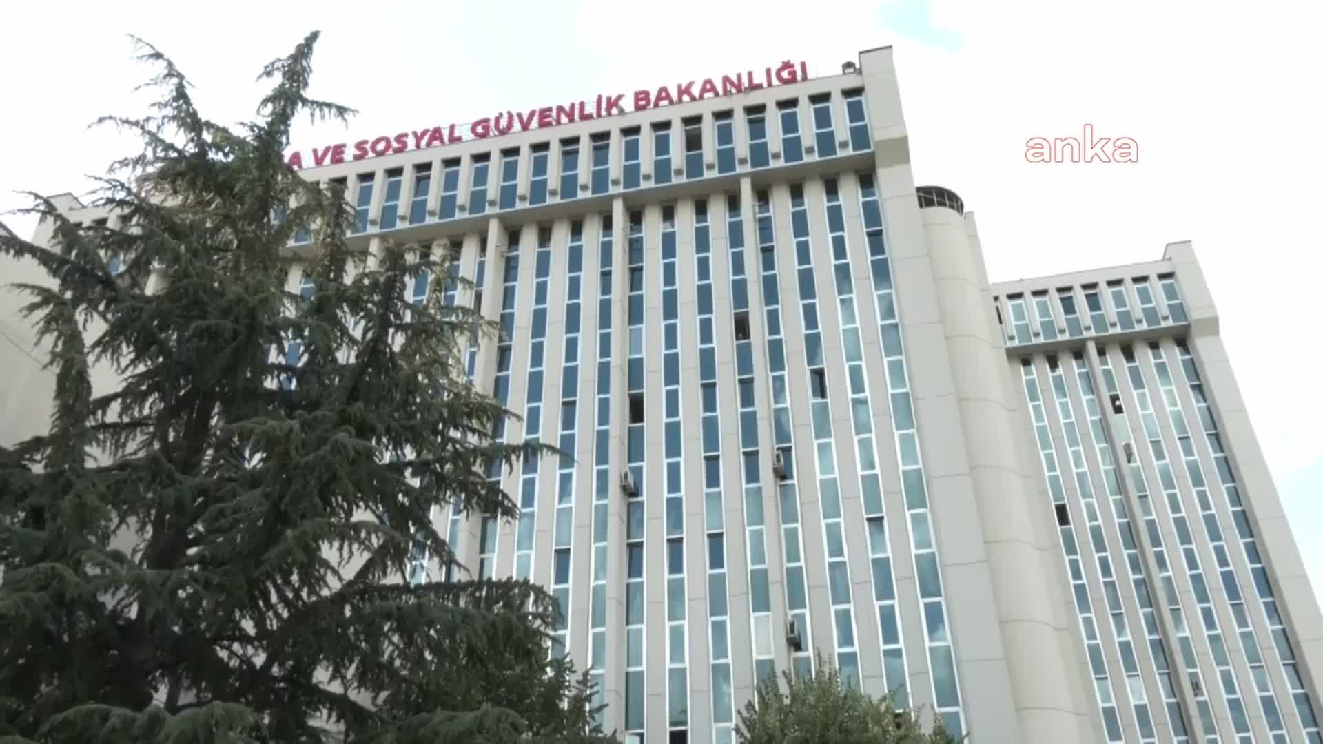 "12. ASO İŞ DÜNYASI BÜYÜKEÇİLİKLER RESEPSİYONU" YAPILDI… ASO BAŞKANI ARDIÇ: "MALLARIN SERBEST DOLAŞIMI İÇİN KARŞILIKLI İMZA ATIYORUZ, MALLARI SERBEST DOLAŞTIRIYORUZ. BUNLARI ÜRETEN SANAYİCİLERİMİZ VİZE ALAMIYOR"