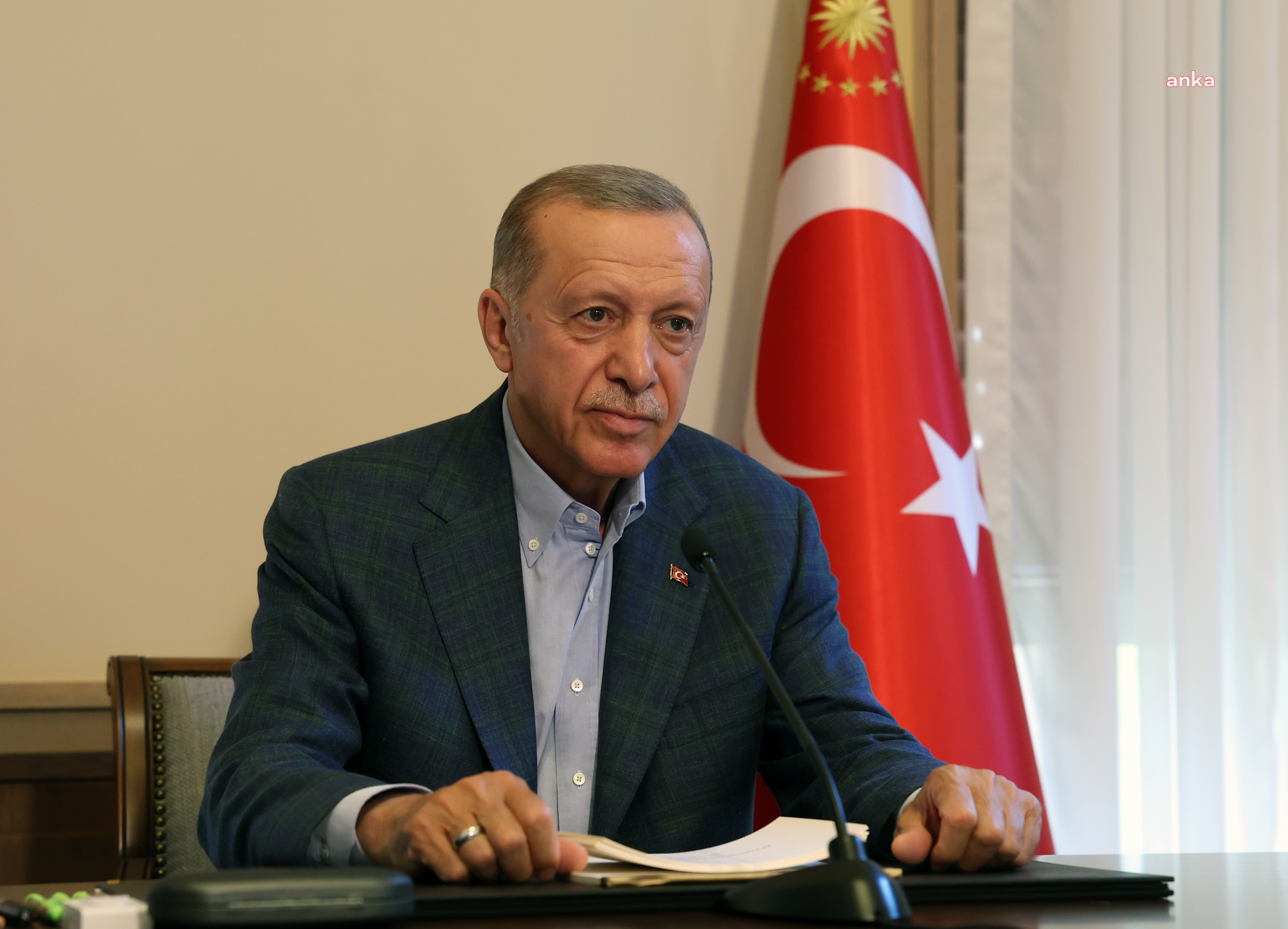 ERDOĞAN’DAN SİVAS KONGRESİ MESAJI: “KONGREDE YURDUN BÖLÜNMEZ BÜTÜN OLDUĞU YENİDEN VURGULANMIŞ, KAYITSIZ ŞARTSIZ BAĞIMSIZLIK HEDEFİ ORTAYA KONMUŞTUR”