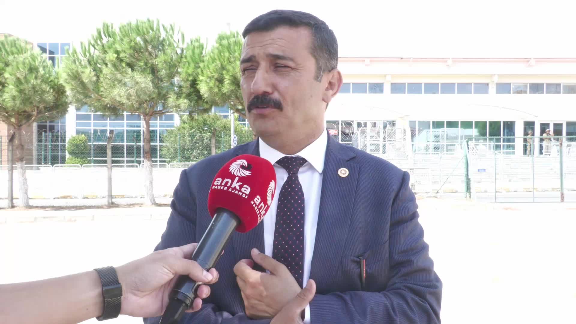 İYİ PARTİLİ TÜRKOĞLU’NDAN CEZAEVİNDEKİ CAN ATALAY İLE BARIŞ PEHLİVAN’A ZİYARET: “BALBAY, TUNCEL VE GERGERLİOĞLU ÖRNEKLERİNDEKİ AYNI KARARIN İŞLETİLMESİ GEREKİYOR”