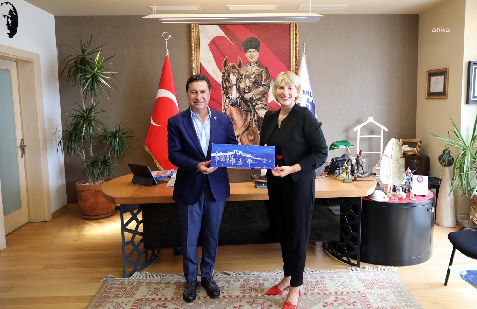 BİRLEŞİK KRALLIK BÜYÜKELÇİSİNDEN  BODRUM BELEDİYE BAŞKANI ARAS’A ZİYARET