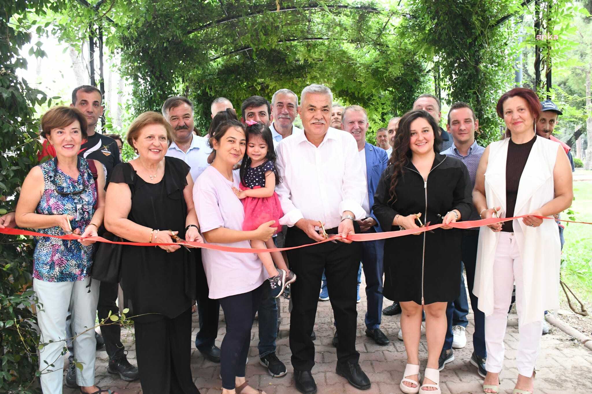 TORBALI’DAKİ ÇOK ÖZEL SERGİNİN GELİRLERİ SMA HASTASI AZRA’YA