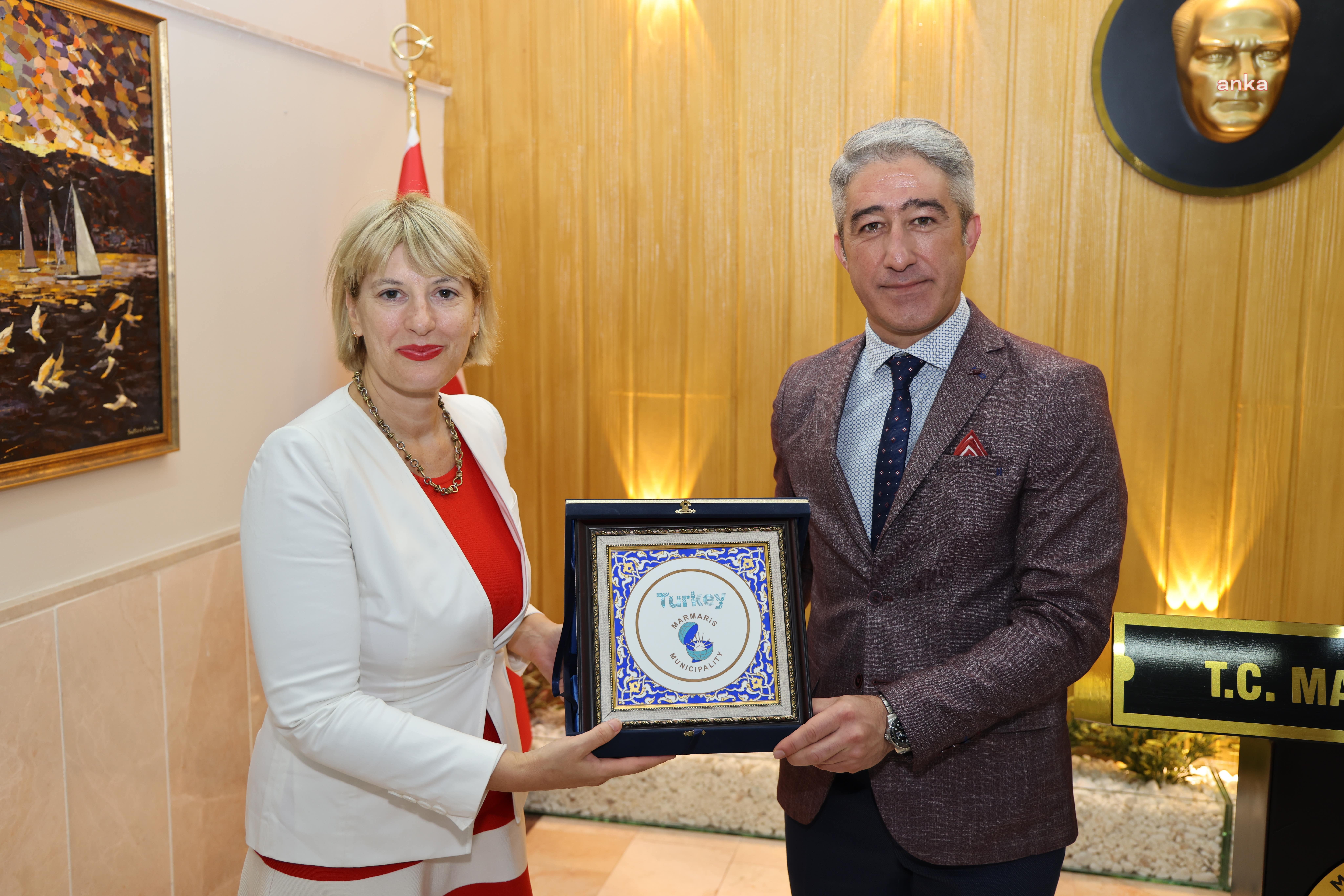 BİRLEŞİK KRALLIK BÜYÜKELÇİSİ MORRİS’TEN MARMARİS BELEDİYE BAŞKANI OKTAY’A ZİYARET