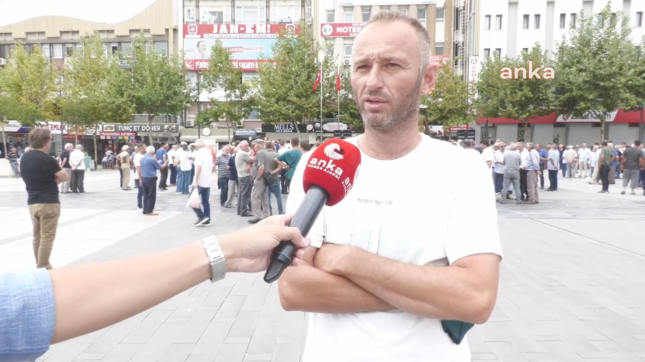 SAKARYALI ÇİFTÇİLERDEN MISIR TABAN FİYATI TEPKİSİ: “MAHSULÜMÜZÜ SATIP BORCUMUZU, İLACIMIZI NASIL ÖDEYECEĞİZ? MISIRI YÜKSEK VEREMEZSEK BEN ÇOCUKLARIMI NASIL OKUTABİLİRİM”