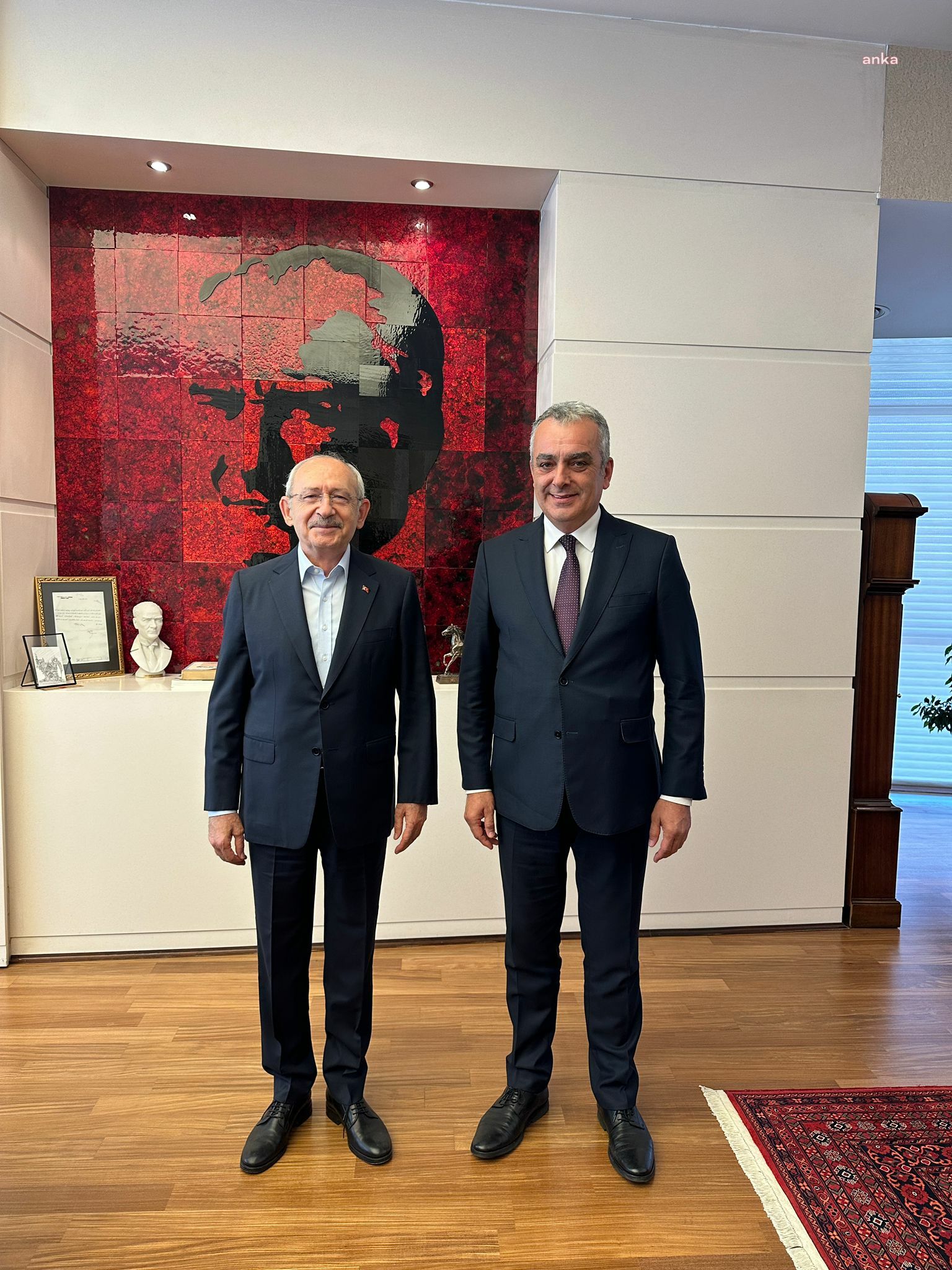 KONYAALTI BELEDİYE BAŞKANI ESEN, CHP GENEL BAŞKANI KILIÇDAROĞLU'NU ZİYARET ETTİ