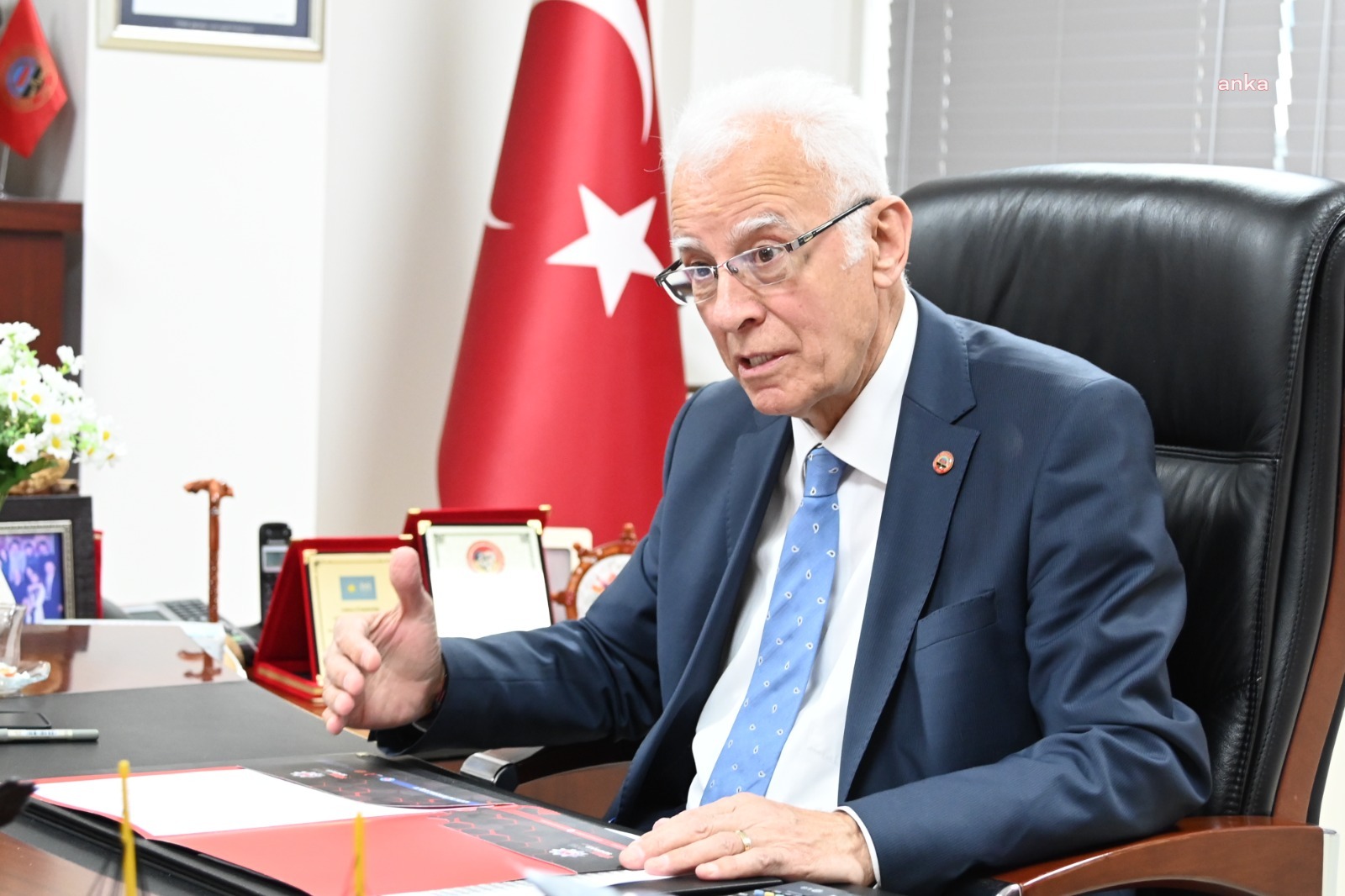 TÜED BAŞKANI ERGÜN: “EKİM AYI BİLE BEKLENMEDEN PARLAMENTO AÇILMALI, EMEKLİYE BEKLEDİĞİ MÜJDE VERİLMELİ. AKSİ TAKDİRDE EMEKLİLERİMİZİN BU KIŞI ÇIKARMA İHTİMALİ GÖRÜNMEMEKTEDİR"