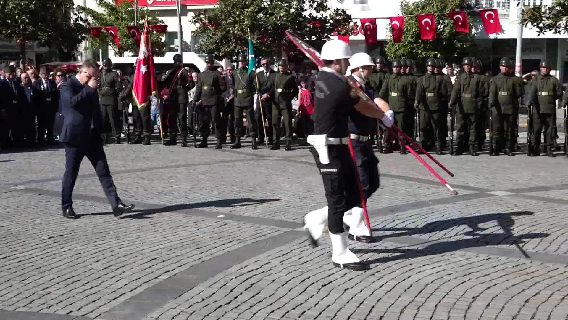 9 EYLÜL KURTULUŞ GÜNÜ EDREMİT’TE KUTLANDI