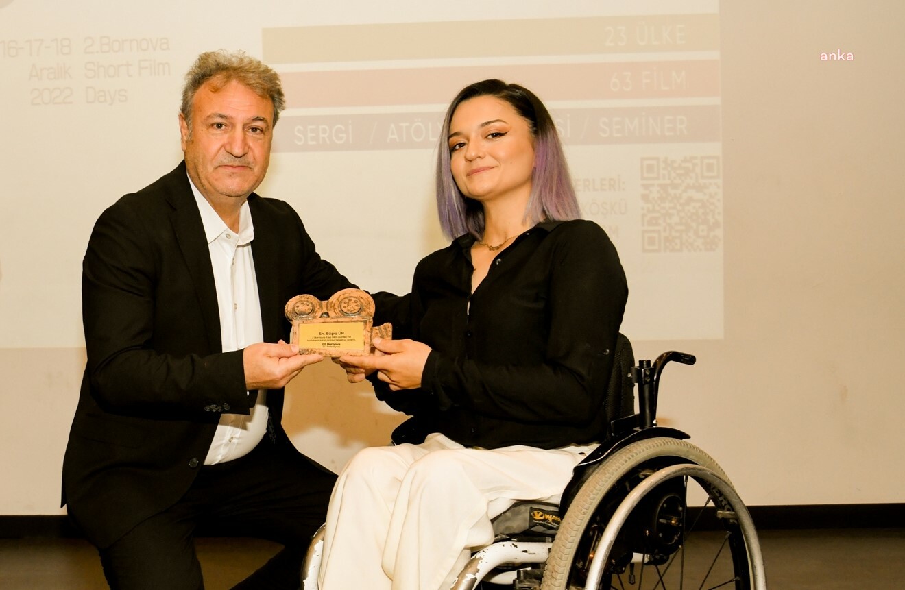 PARALİMPİK TENİSÇİ BÜŞRA ÜN’ÜN HAYATINI ANLATAN BELGESEL, ALTIN KOZA’DA YARIŞACAK