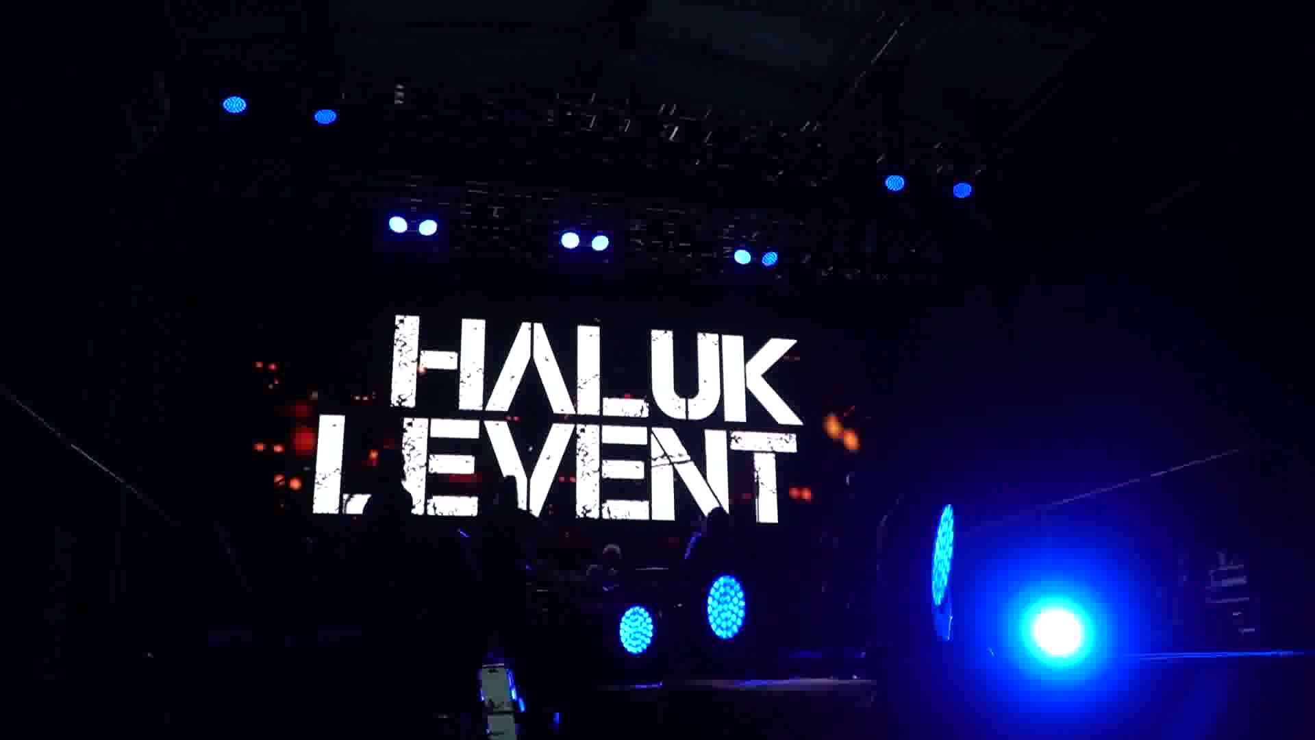 92. İZMİR ENTERNASYONAL FUARI’NDA FİNALİ HALUK LEVENT YAPTI