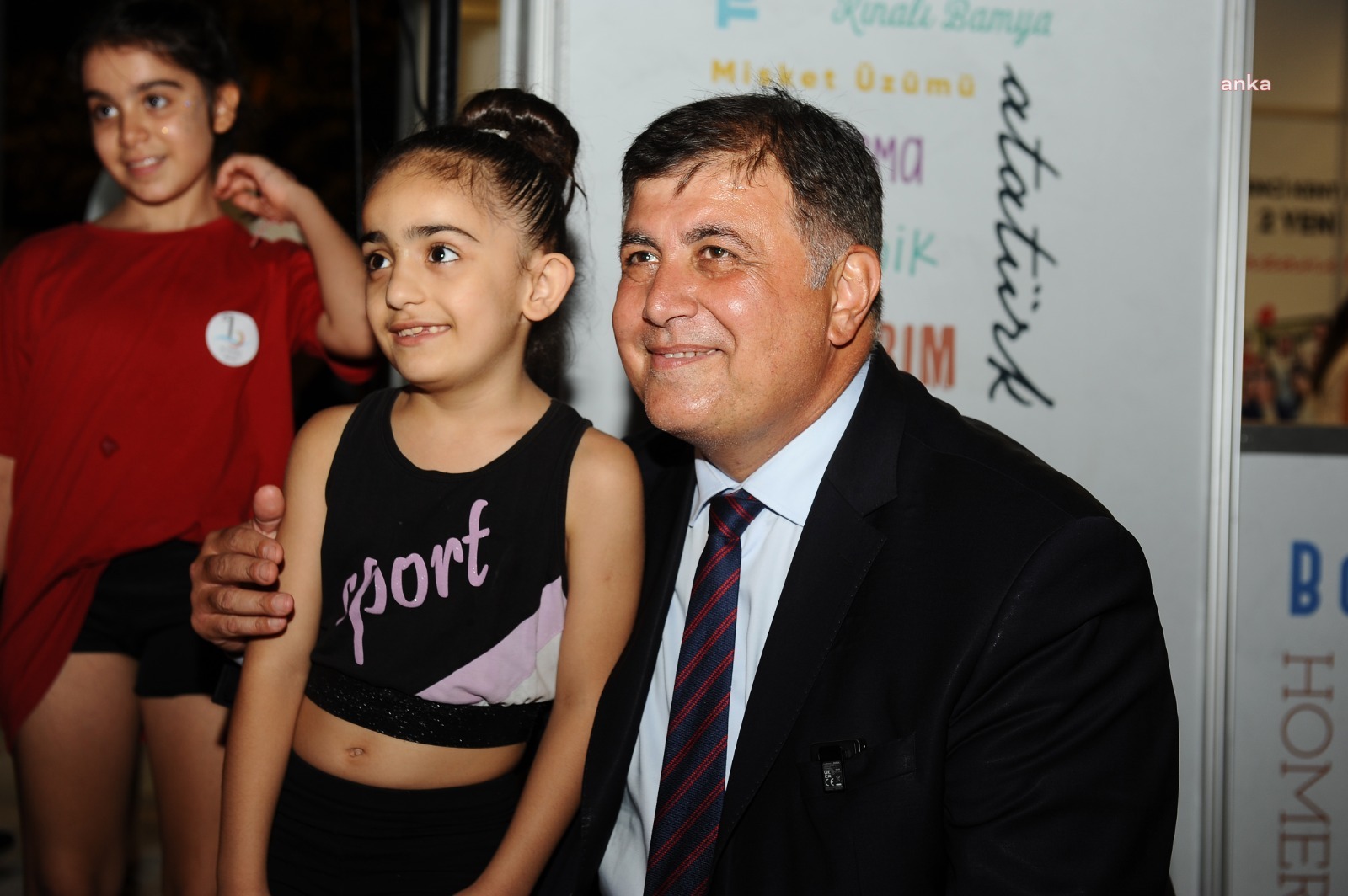 KARŞIYAKA’NIN SOKAK ŞENLİĞİ İLÇE SINIRLARINI AŞTI