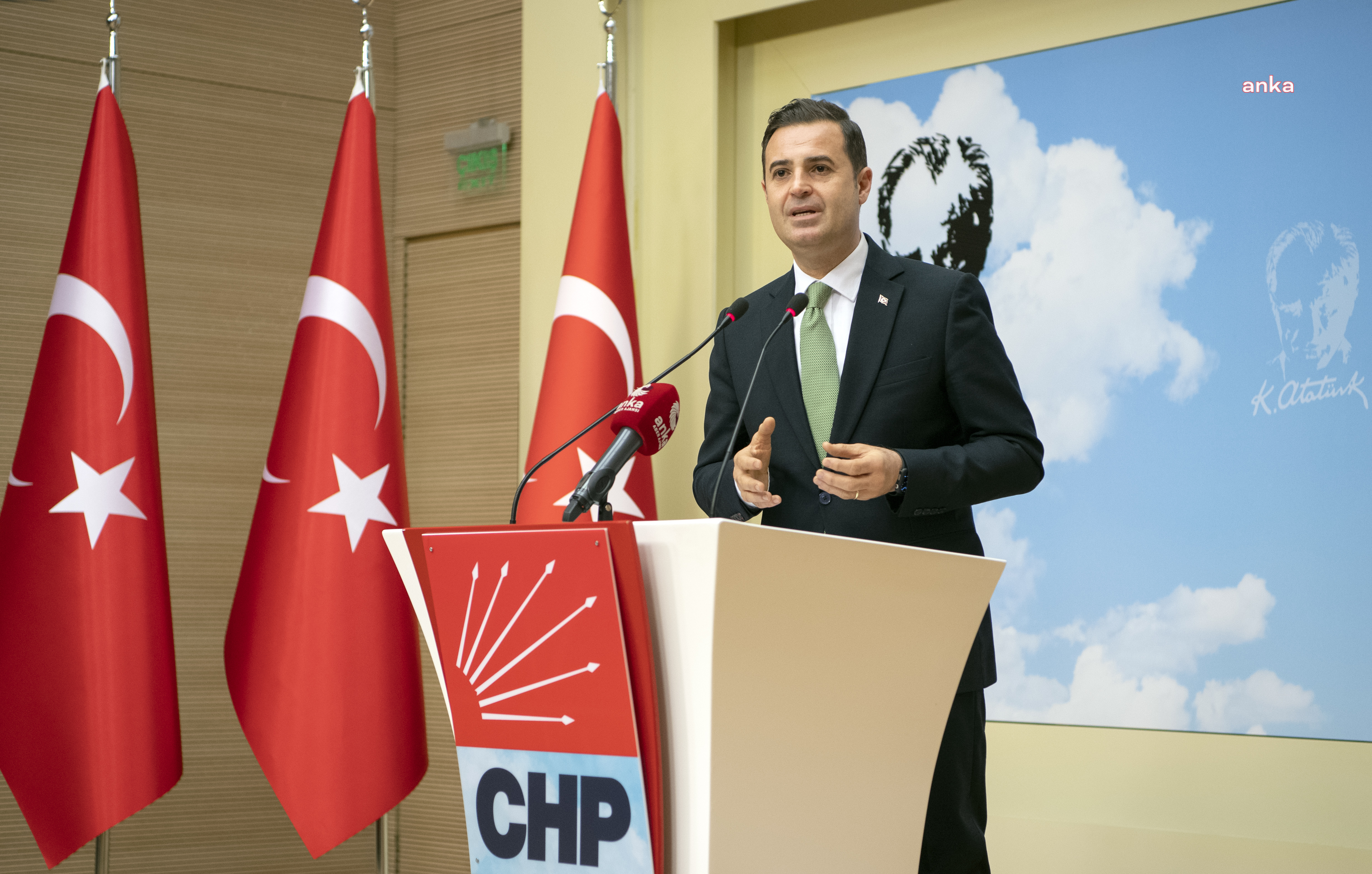 CHP'Lİ AKIN, AMASRA MADEN FACİASI'NIN ARDINDAN MECLİS'TE TTK MADENLERİNDEKİ TEHLİKEYE DİKKAT ÇEKMİŞ