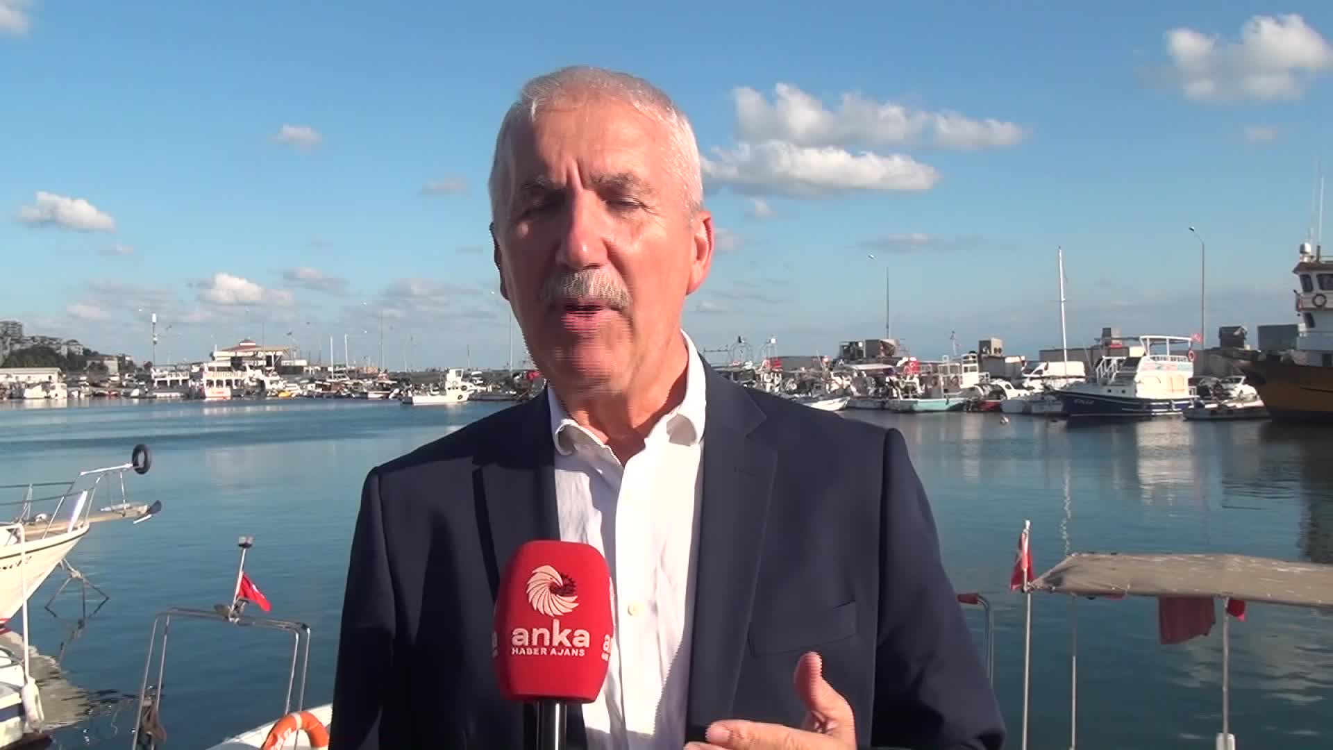 SİNOP ÜNİVERSİTESİ’NDEN PROF. DR. OSMAN SAMSUN: "GEÇEN SENE BALIKÇILARIMIZ AKARYAKIT NEDENİYLE ZORLANDILAR VE TALEPLERİNİ HÜKÜMETE BİLDİRDİLER"