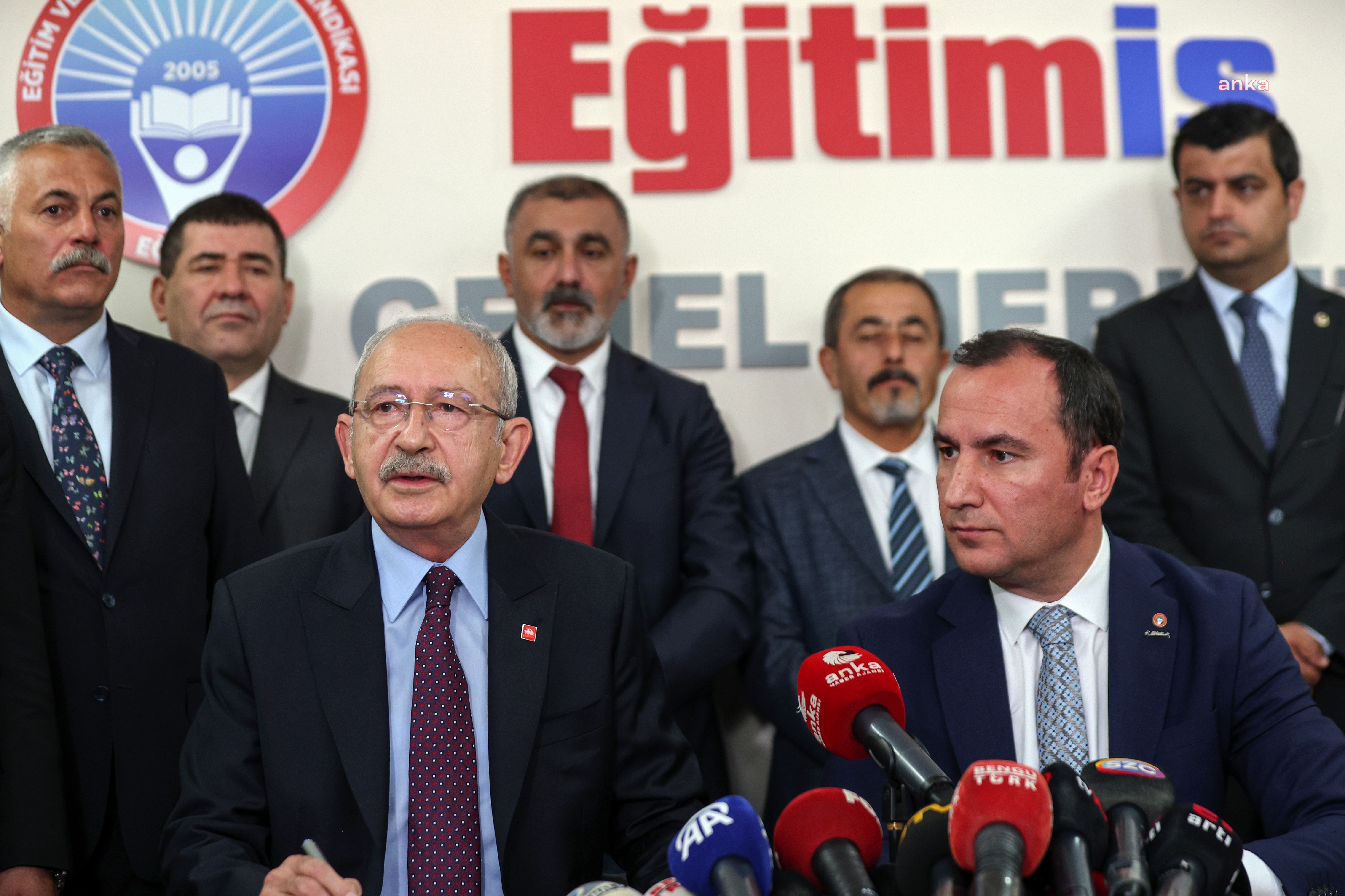 TAKSİM'DEKİ BOMBALI SALDIRI DAVASINDA 3 SANIK TAHLİYE EDİLDİ