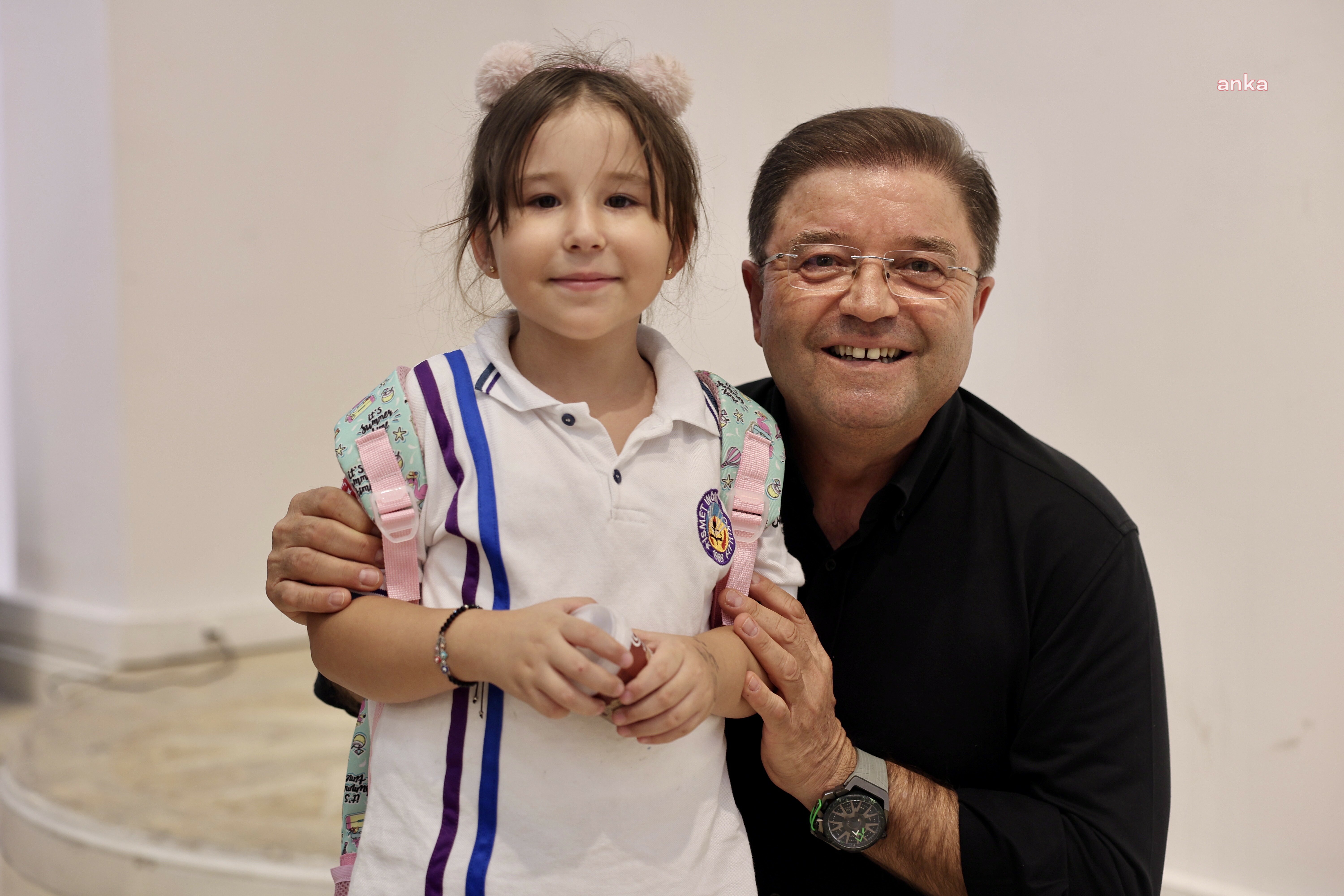 MALTEPE BELEDİYESİ’NDEN ÖĞRENCİLERE ÇANTA VE KIRTASİYE DESTEĞİ