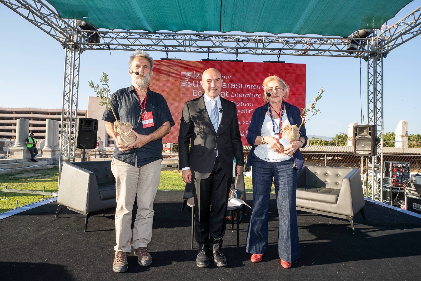7.ULUSLARARASI İZMİR EDEBİYAT FESTİVALİ BAŞLADI