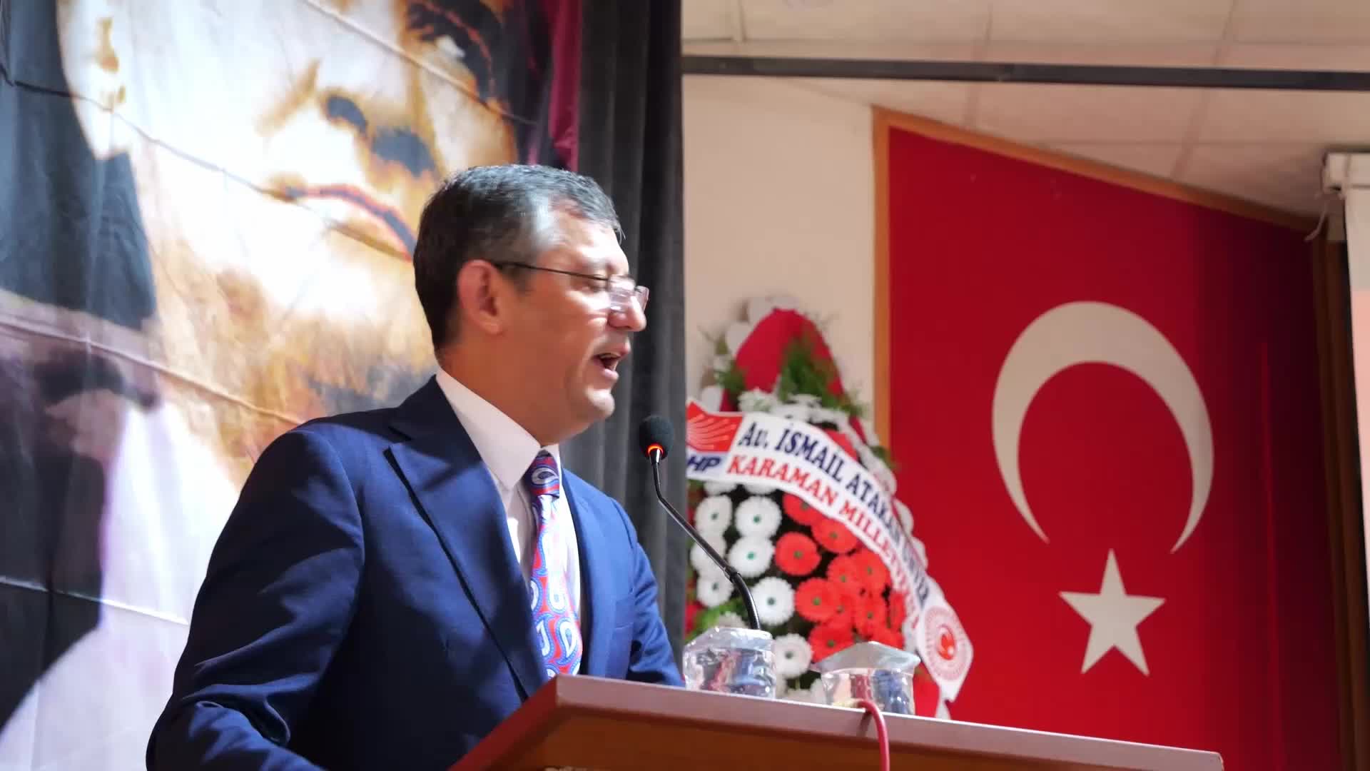 ÖZGÜR ÖZEL: "BİRİNCİSİ İŞÇİ SINIFINI, İKİNCİSİ YOK EDİLEN ORTA DİREĞİ, ÜÇÜNCÜSÜ BİZDEN MEDET UMAN TÜM SOSYAL SINIFLARI KUCAKLAMAK DURUMUNDAYIZ. TAYYİP ERDOĞAN’IN SİYASETİNE HAPSOLMAK MECBURİYETİNDE DEĞİLİZ"