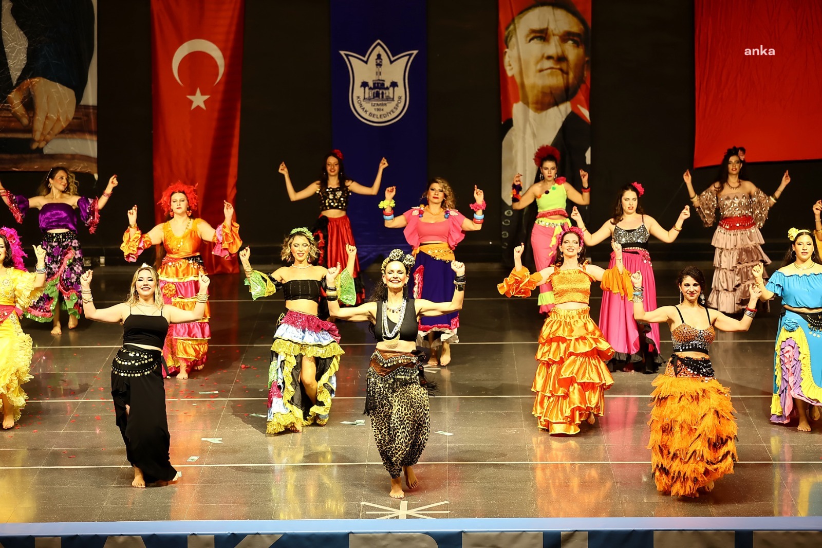 KONAK’TA 7’DEN 77’YE HALK OYUNLARI ŞENLİĞİ