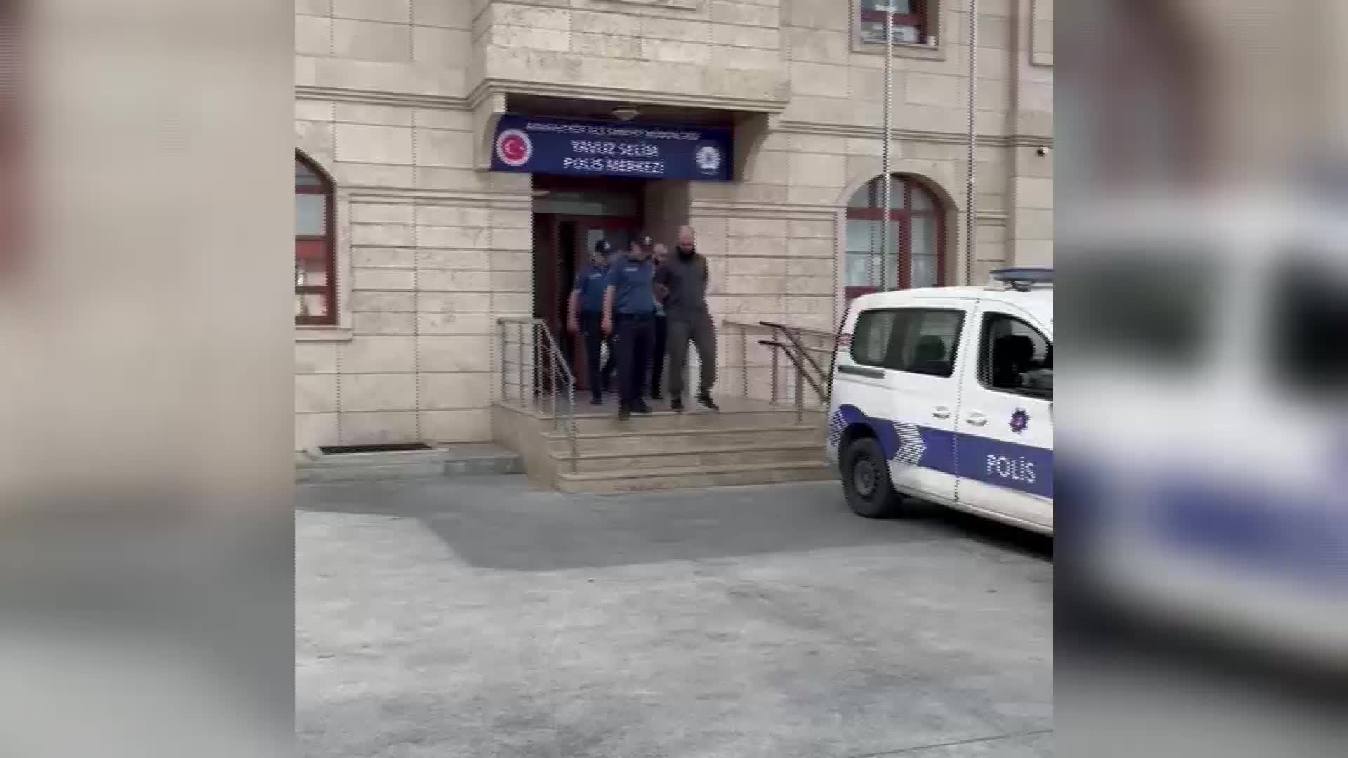 ARNAVUTKÖY'DE HAYVANLARA ATEŞ AÇAN YABANCI UYRUKLU 2 ŞÜPHELİ YAKALANDI