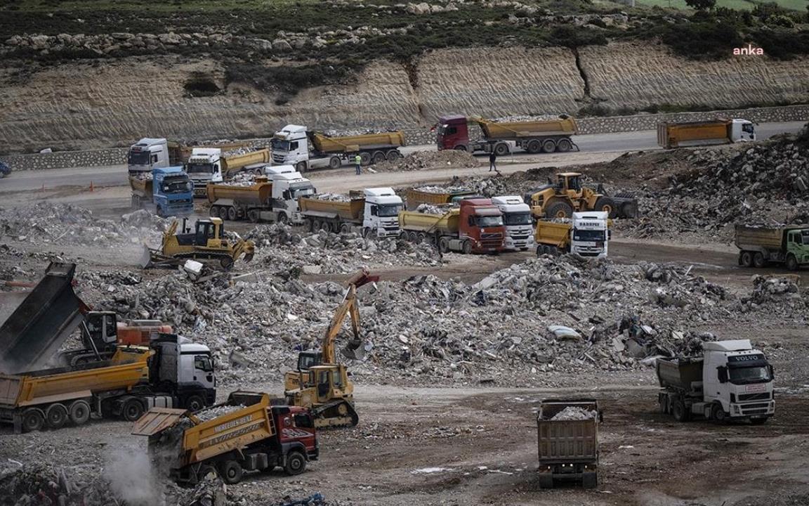 ÇMO İSTANBUL, "HATAY ASBEST RAPORU"NU AÇIKLADI: 45 NUMUNEDEN 16'SINDA ASBEST TESPİT EDİLDİ