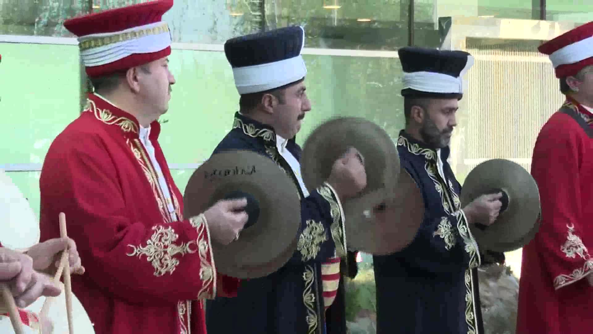 OLİMPİYAT VİZESİ ALAN ASKİ SPORLU TAHA AKGÜL YURDA DÖNDÜ