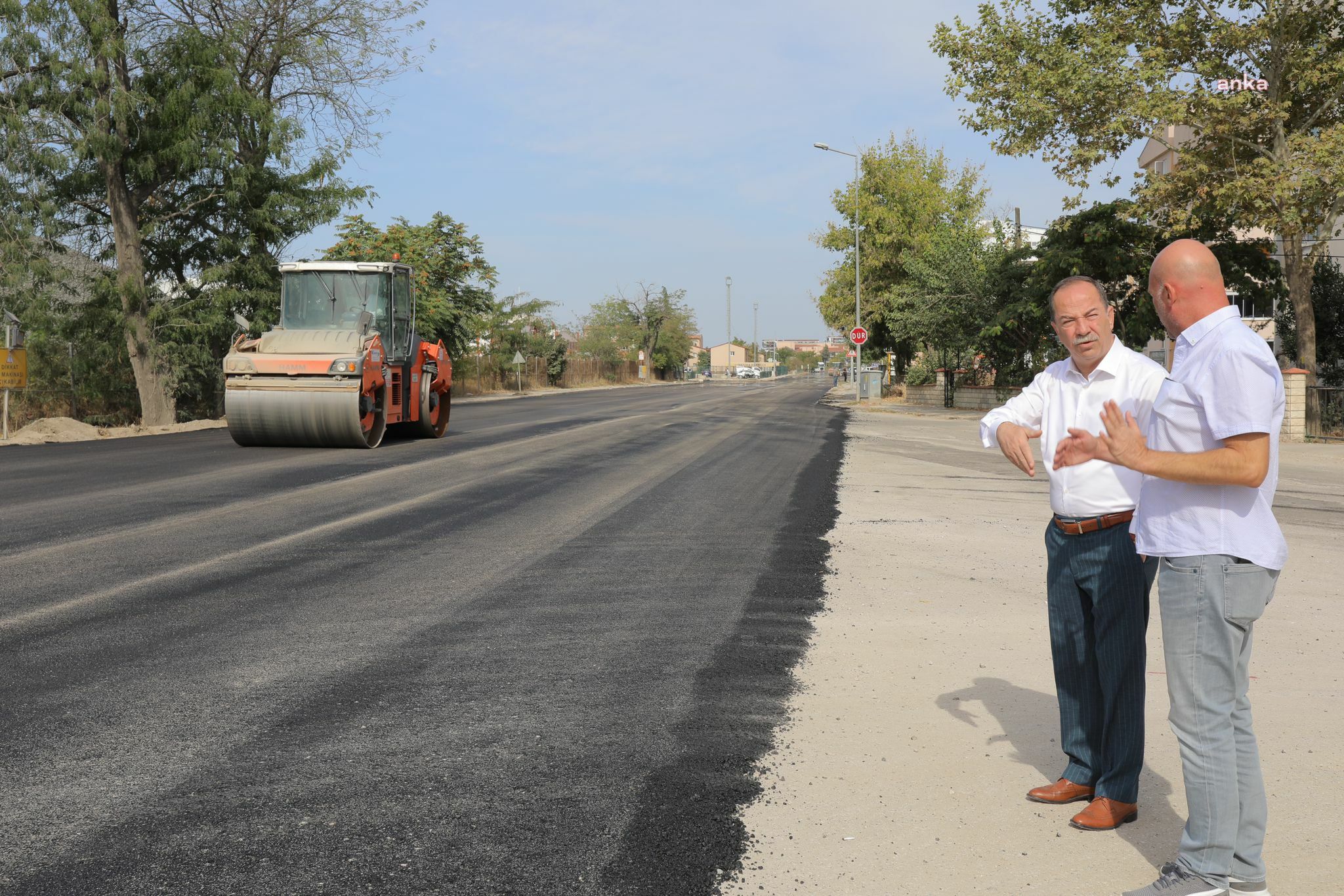 EDİRNE BELEDİYE BAŞKANI GÜRKAN, TÜRKAN SEÇKİN BULVARI'NDAKİ ÇALIŞMALARI YERİNDE İNCELEDİ