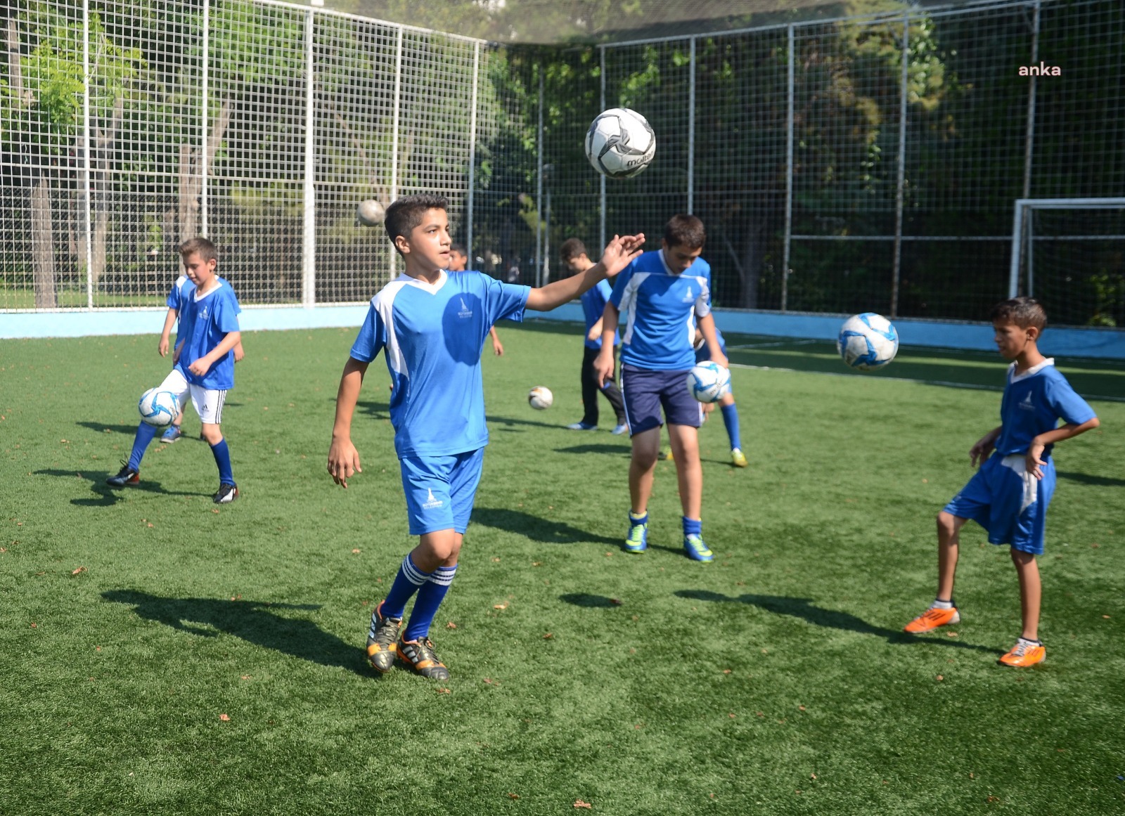 İZMİR BÜYÜKŞEHİR BELEDİYESİ SPOR OKULLARINDA YENİ DÖNEM BAŞLADI
