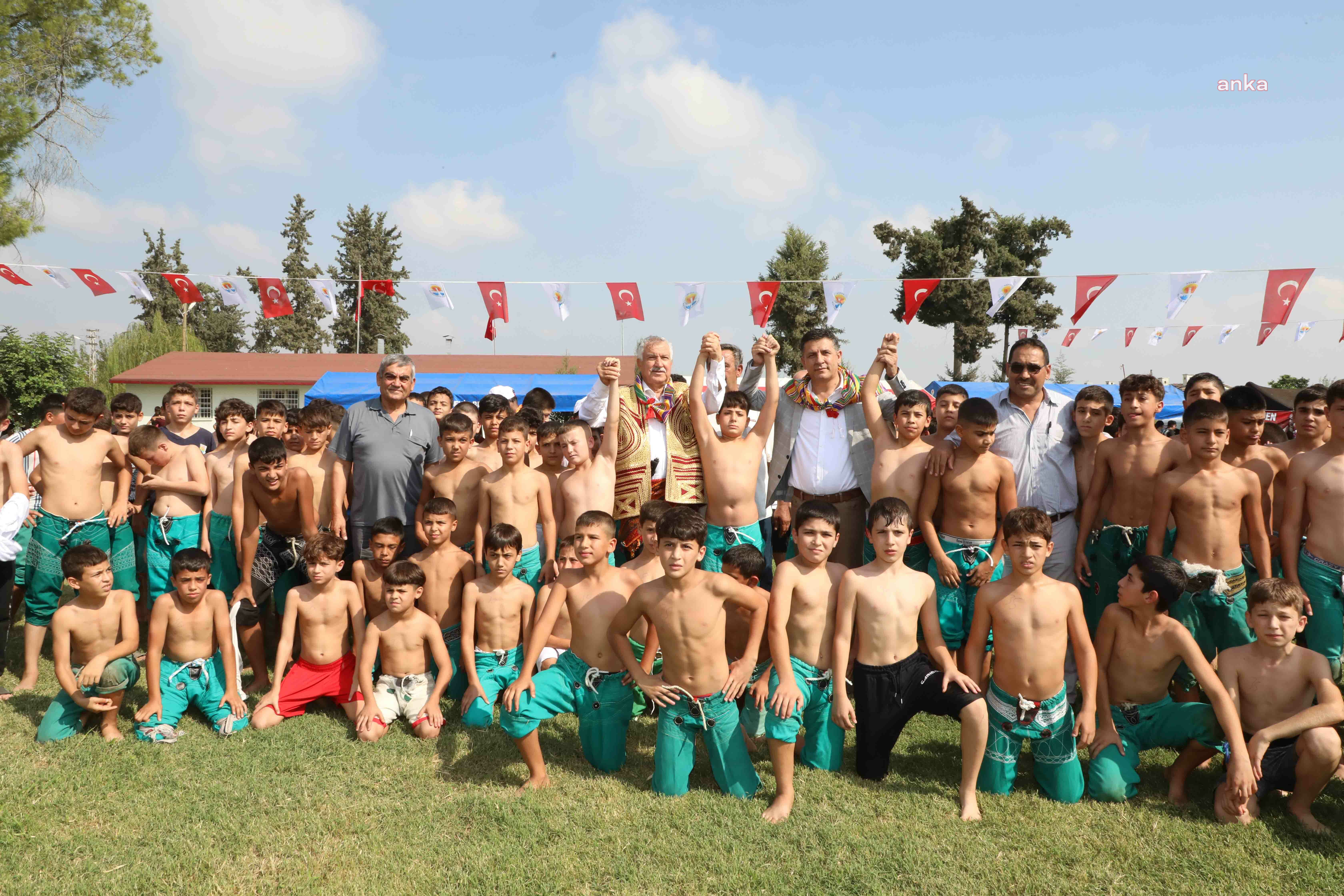 ADANA KOZAN'DA 7. İSMET ATLI KARAKUCAK GÜREŞLERİ YAPILDI