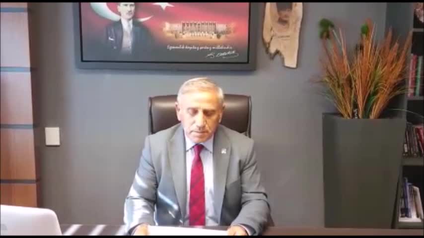 CHP’Lİ KAYA’DAN BAKAN SELÇUK’A TEPKİ: VATAN İÇİN CAN VERENLERİN ADINI PARA KARŞILIĞI OKULDAN SİLİYORSUNUZ