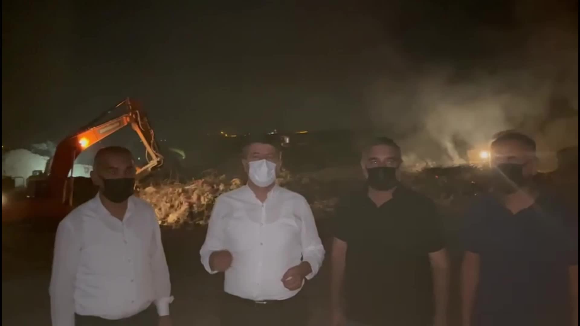 ABDURRAHMAN TUTDERE, ADIYAMAN'DA ENKAZ AYRIŞTIRMA ÇALIŞMALARINA TEPKİ GÖSTERDİ: "DEPREMDE VEFAT ETMEYEN YURTTAŞLAR KANSERDEN ÖLECEKLER"