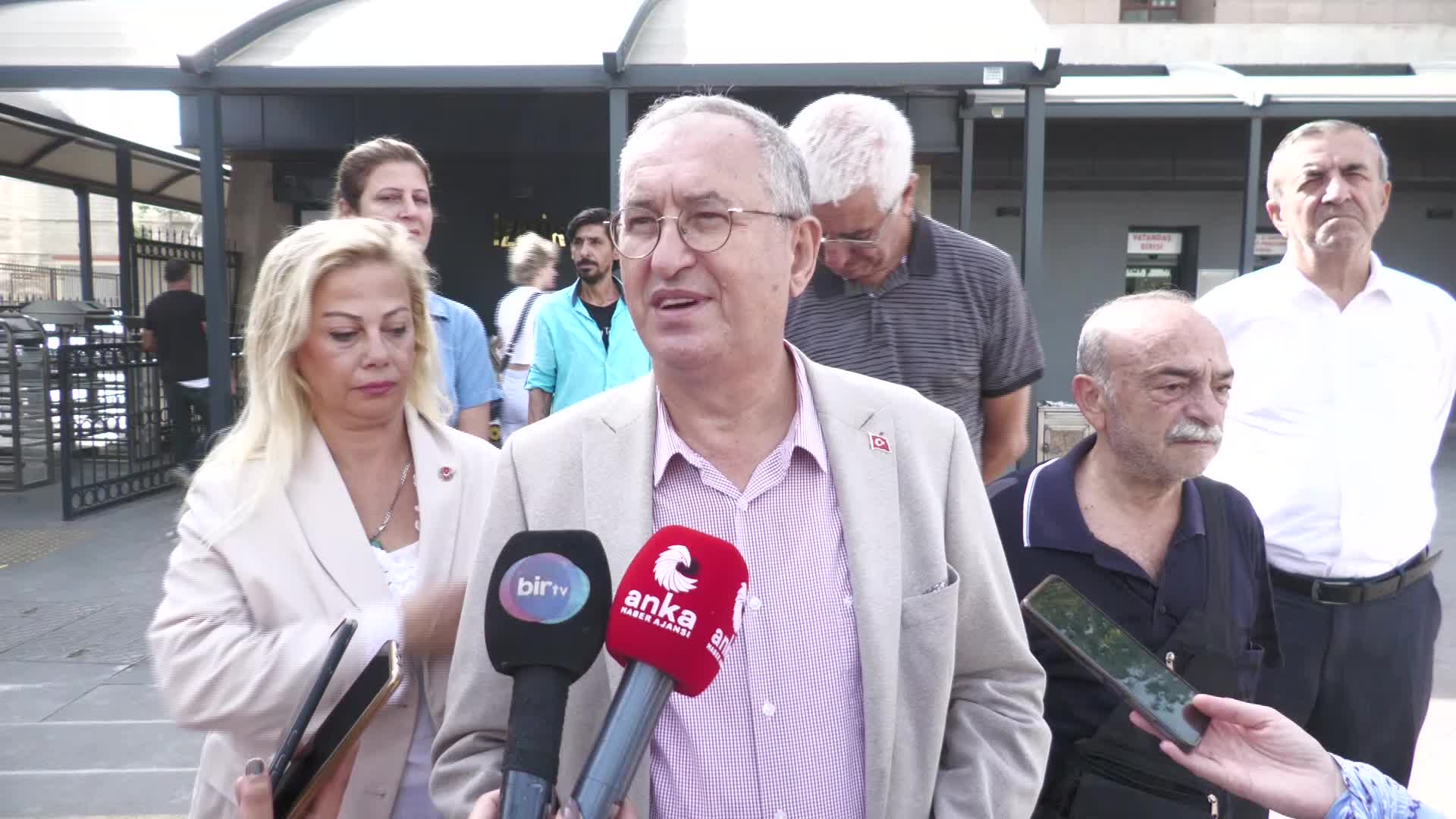 MAHKEME HAKARET DAVASINI REDDETTİ. ATİLLA SERTEL: “BİRÇOK İNSANIN YARGILANMASINI SAĞLAYAN NÜKHET HOTAR'A HUKUK BİR DERS VERDİ”