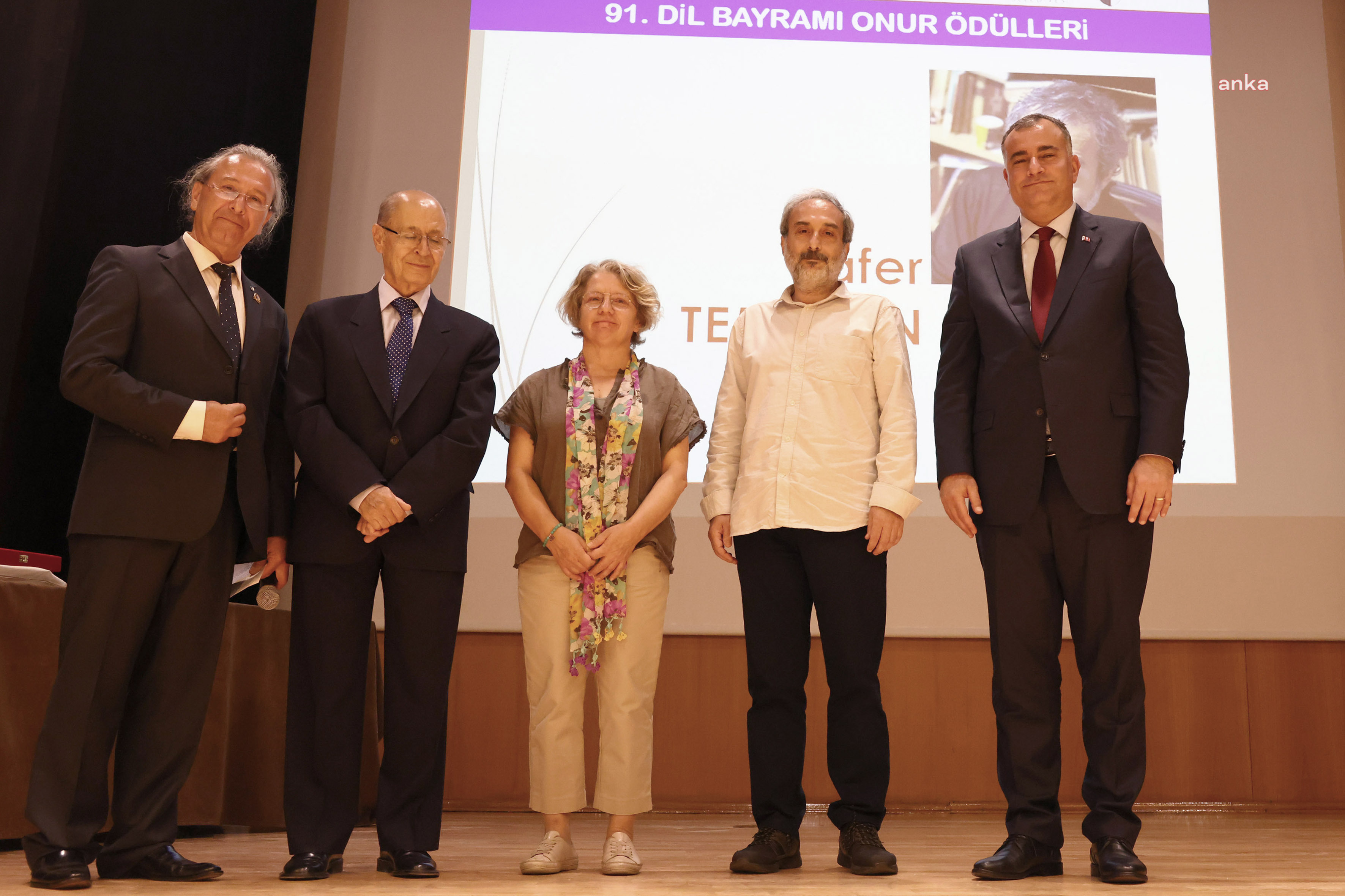 ÇANKAYA'DA DİL DEVRİMİ ÖDÜL TÖRENİ