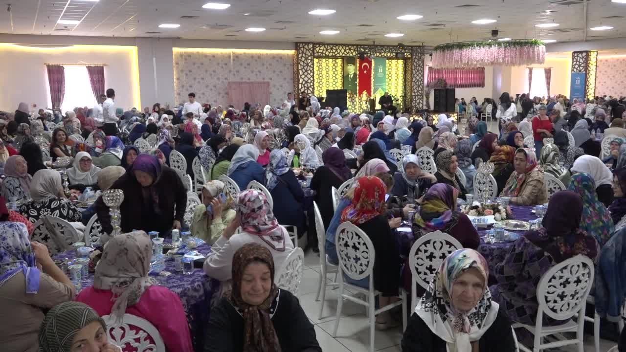 MEVLİD KANDİLİNDE DUALAR EDİLDİ
