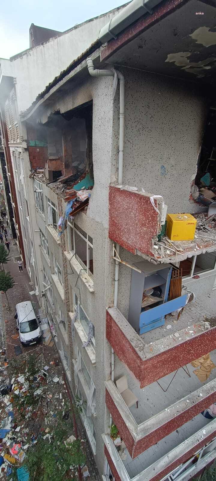 İSTANBUL BAHÇELİEVLER’DE BEŞ KATLI BİNADA PATLAMA: 1 ÖLÜ 4 YARALI
