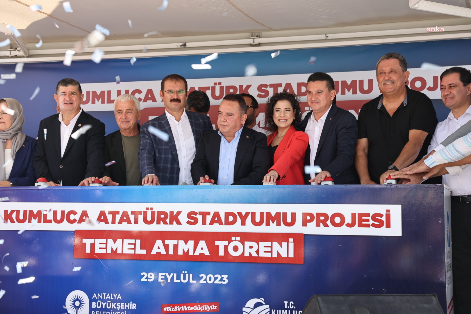 KUMLUCA ATATÜRK STADYUMU’NUN TEMELİ TÖRENLE ATILDI. ANTALYA BÜYÜKŞEHİR BELEDİYE BAŞKANI BÖCEK: “MART’TA HİZMETE AÇILACAK”